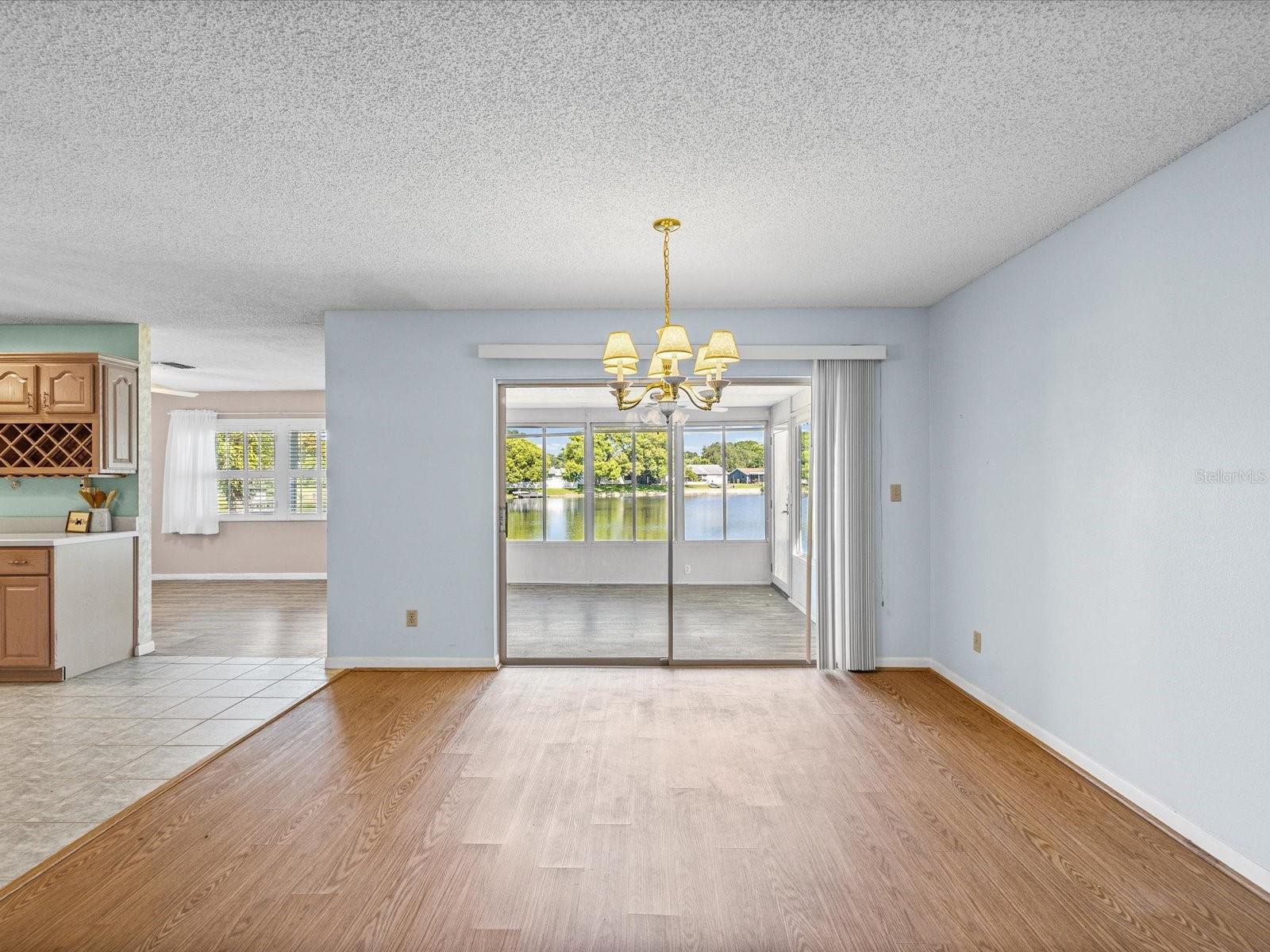 4135 COTTON TAIL DR — photo 6