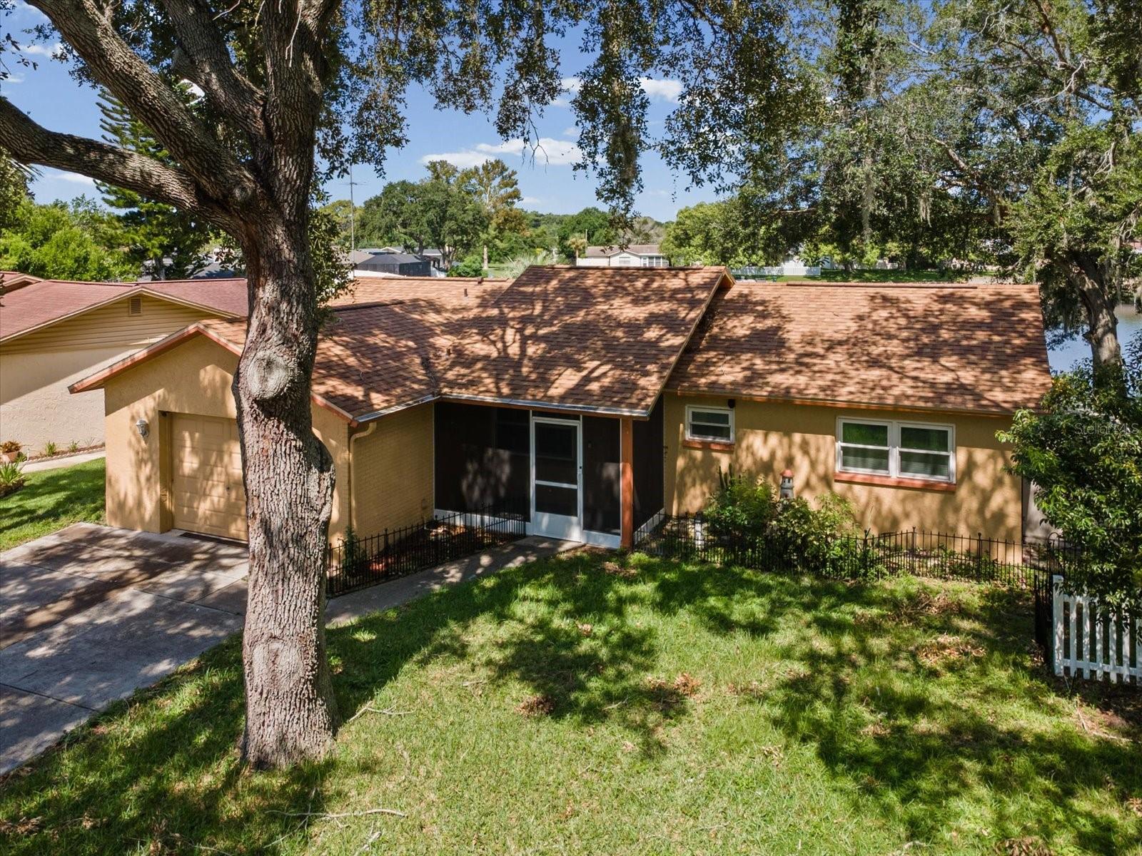 4135 COTTON TAIL DR — photo 33