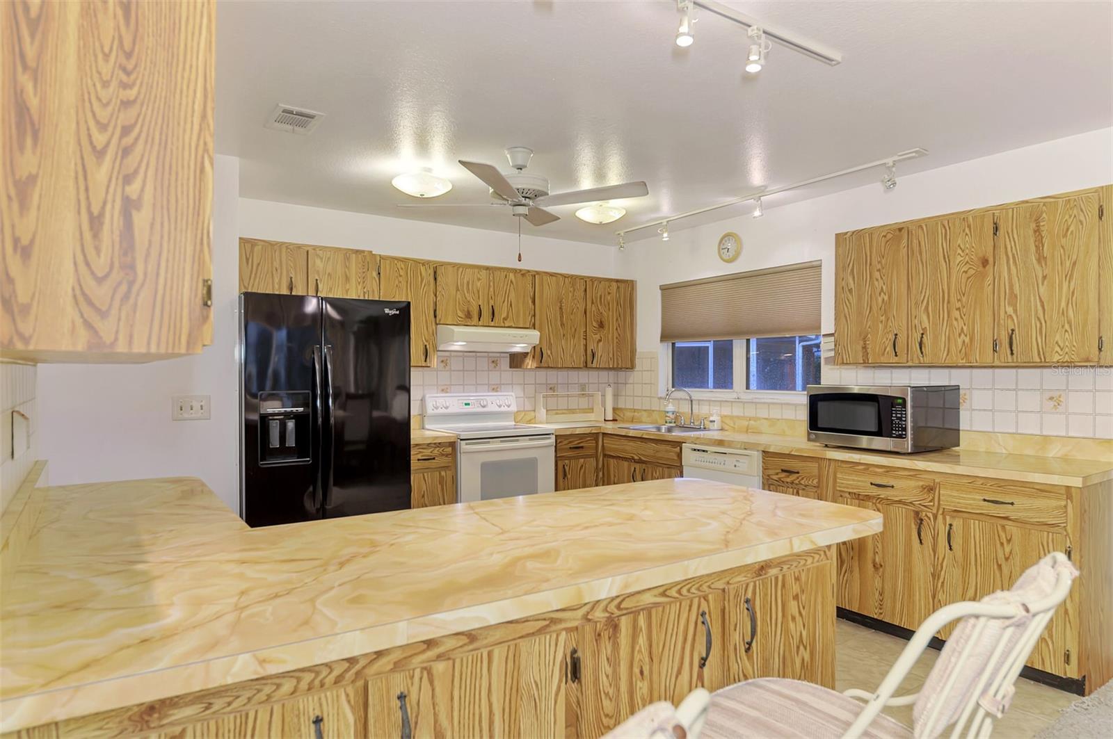 5285 BROPHY ST — photo 13