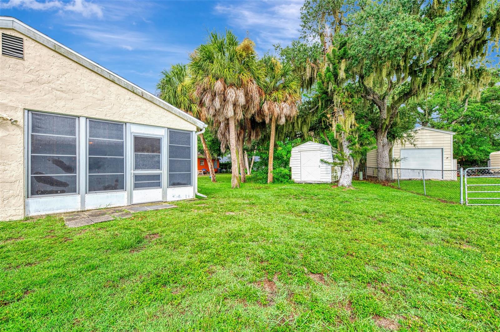 5285 BROPHY ST — photo 30