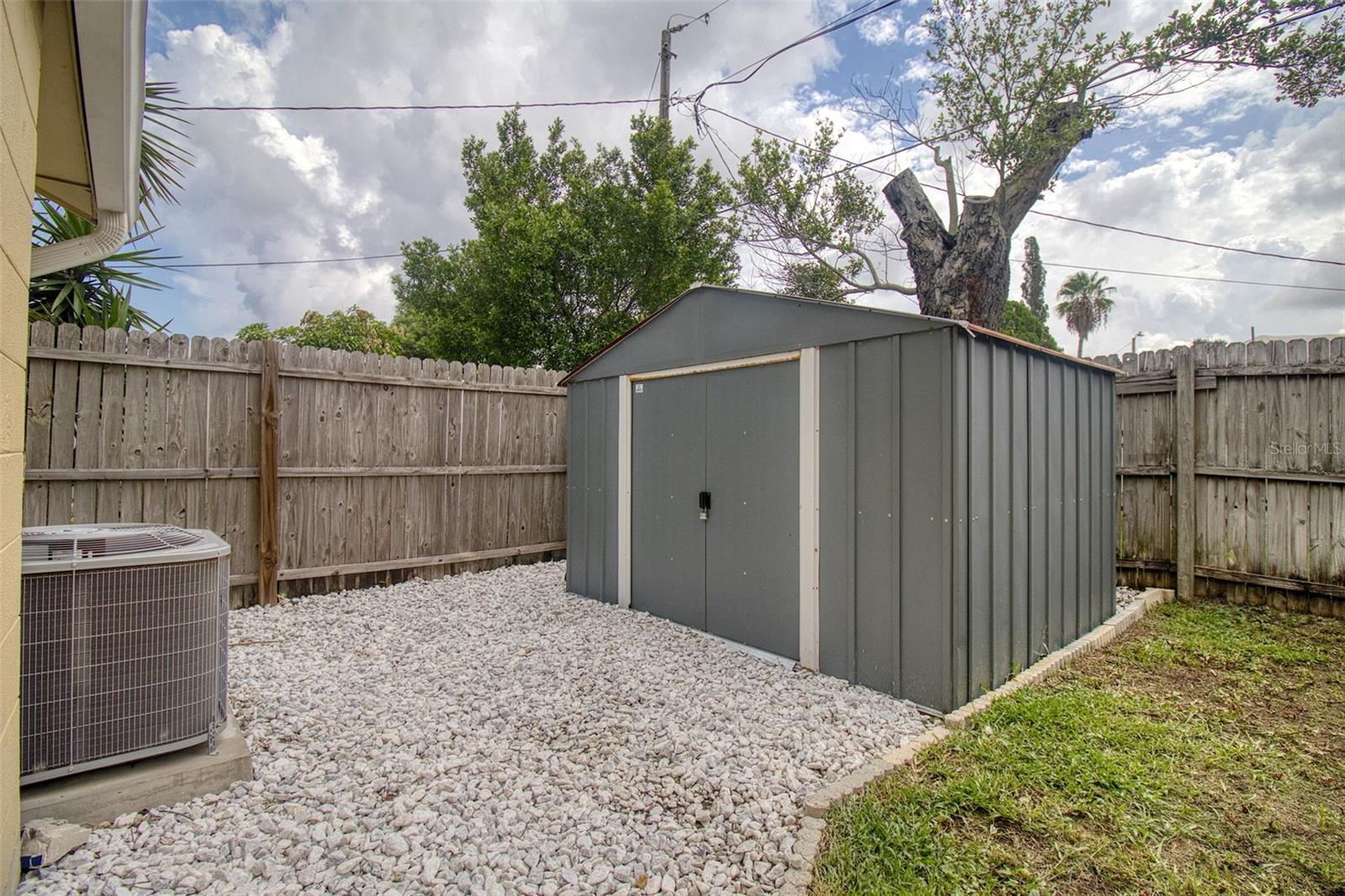 3652 WESTCHESTER DR — photo 28