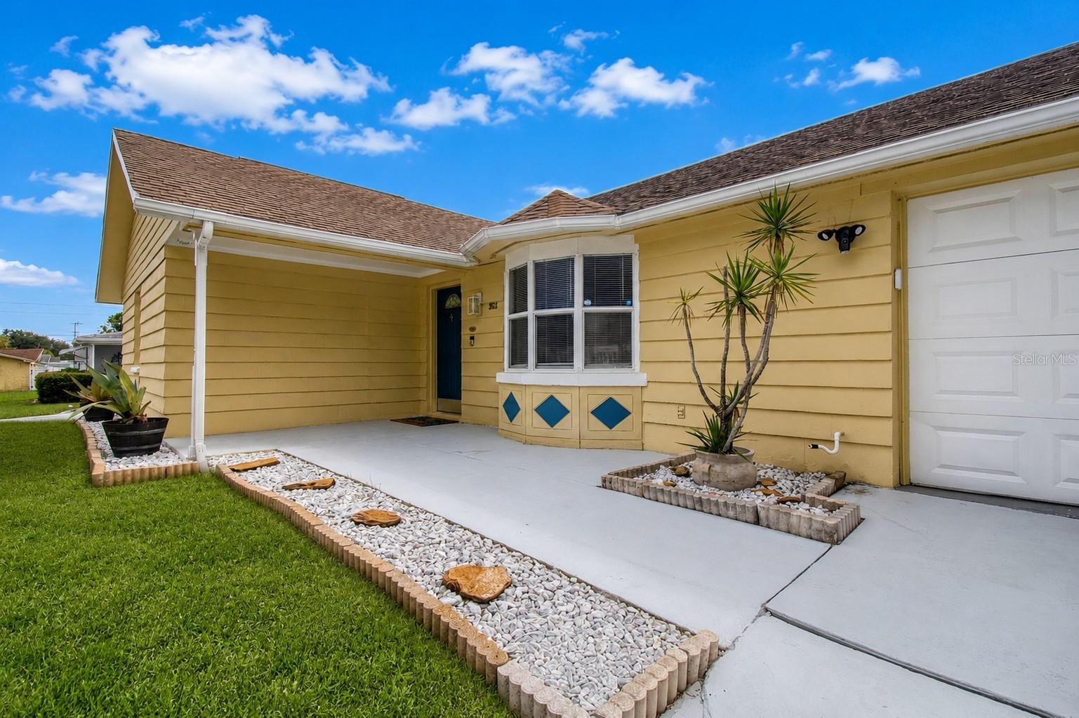 3652 WESTCHESTER DR — photo 2