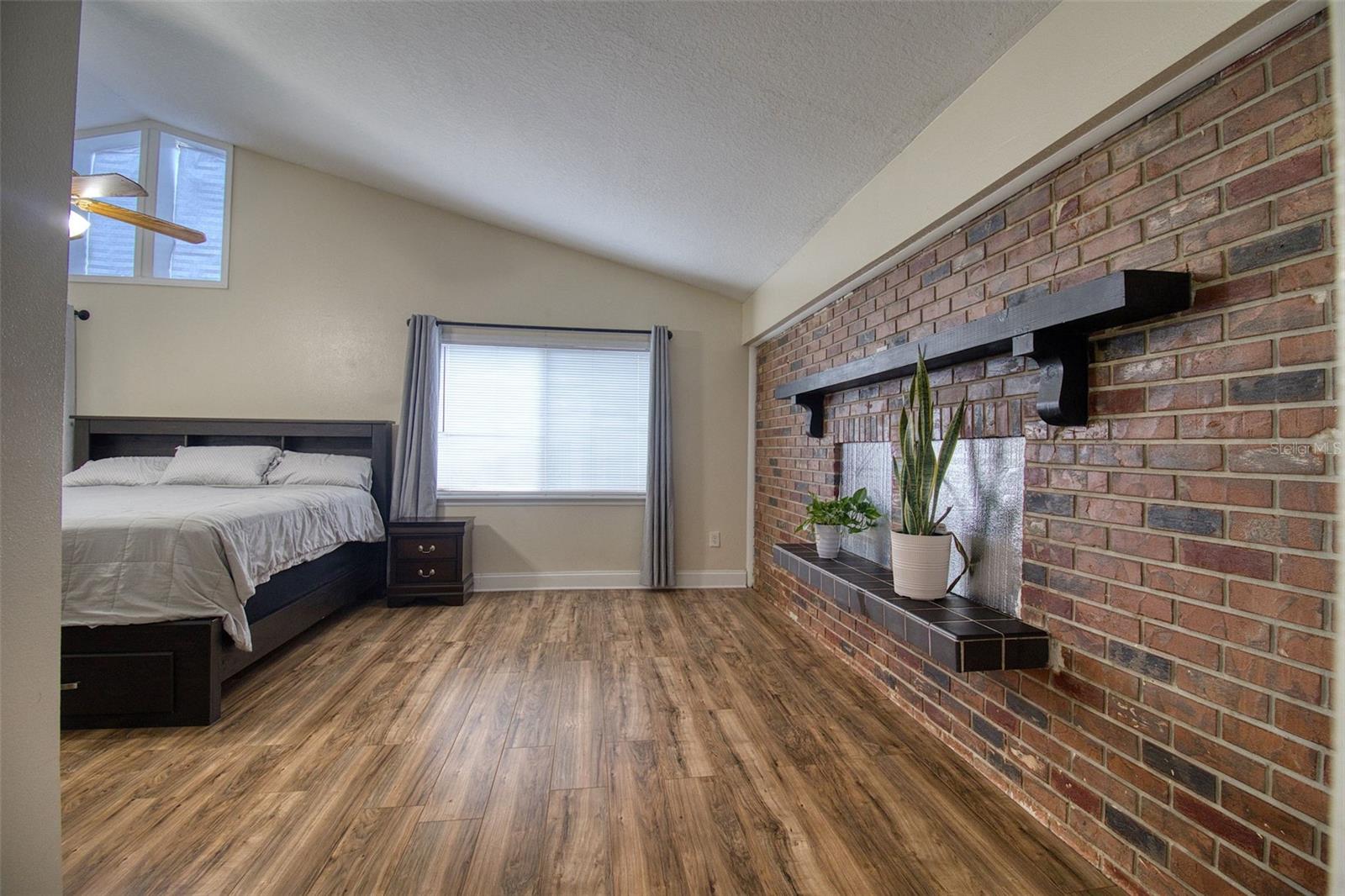 3652 WESTCHESTER DR — photo 12