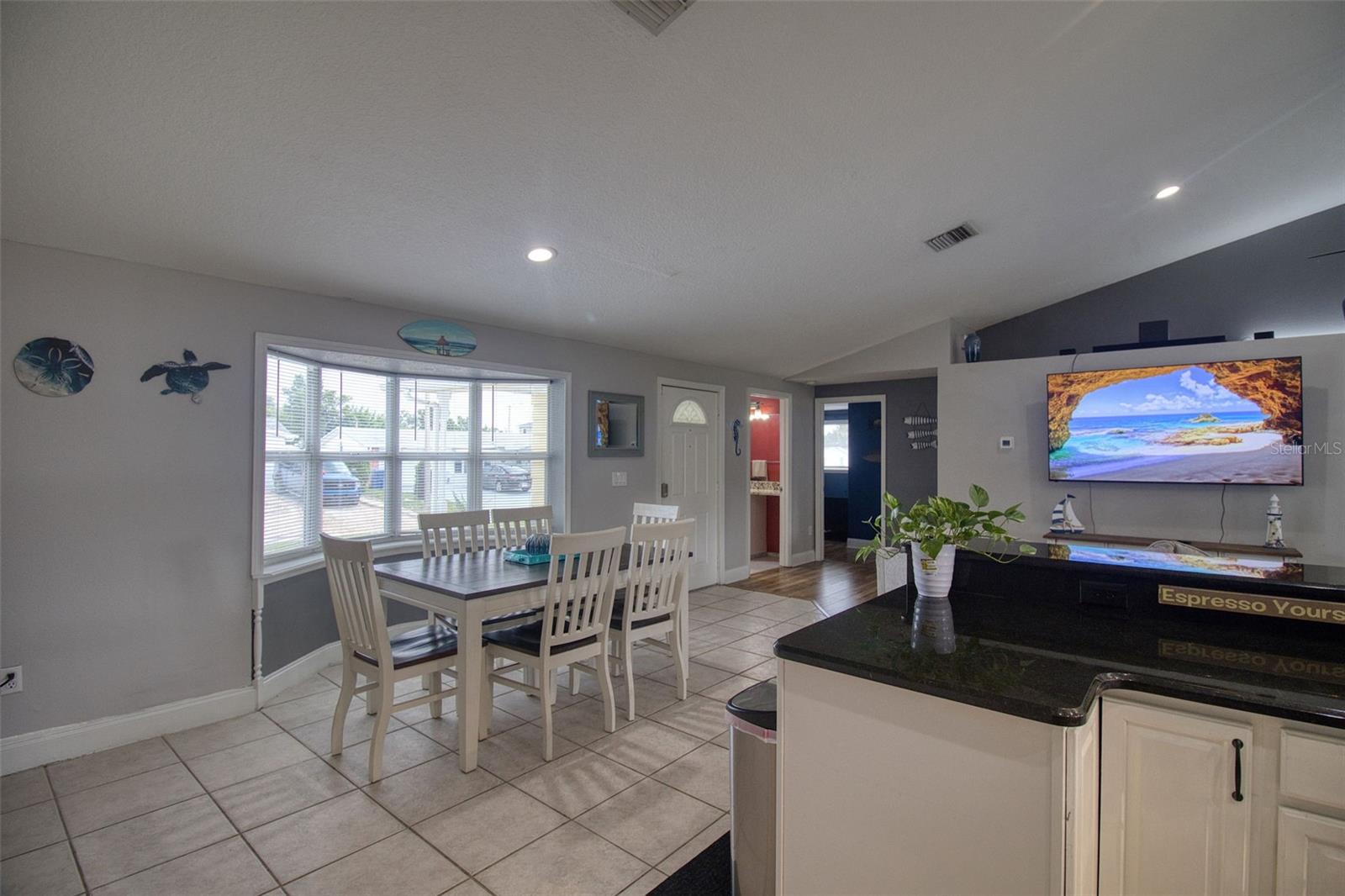 3652 WESTCHESTER DR — photo 5