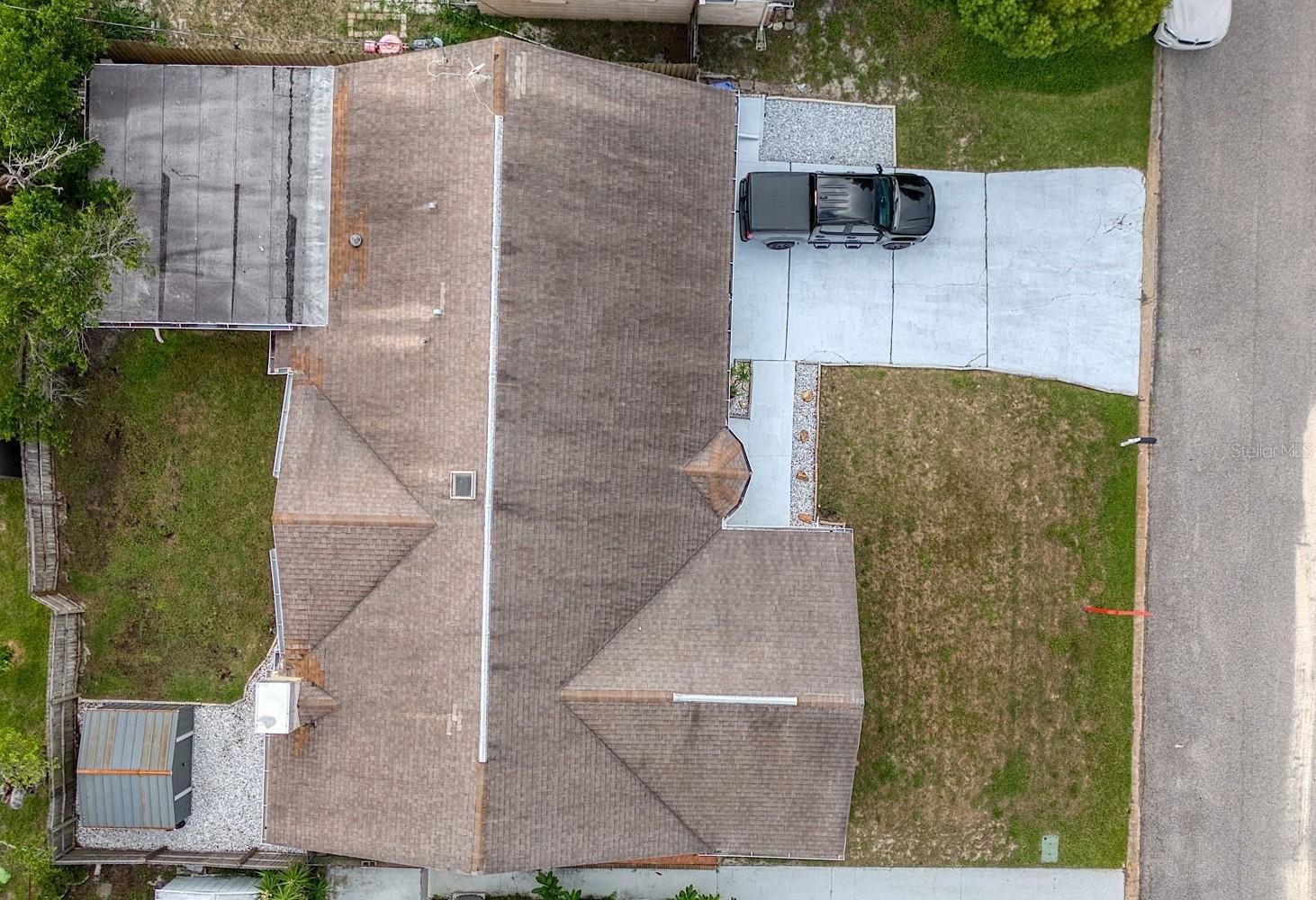 3652 WESTCHESTER DR — photo 32