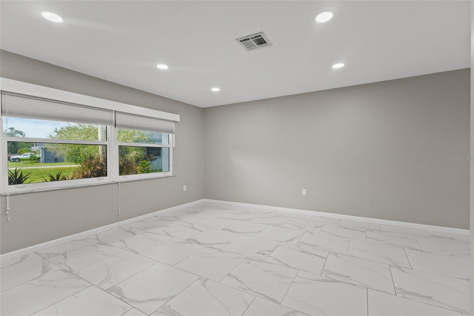 1401 GEORGETOWNE DR — photo 53
