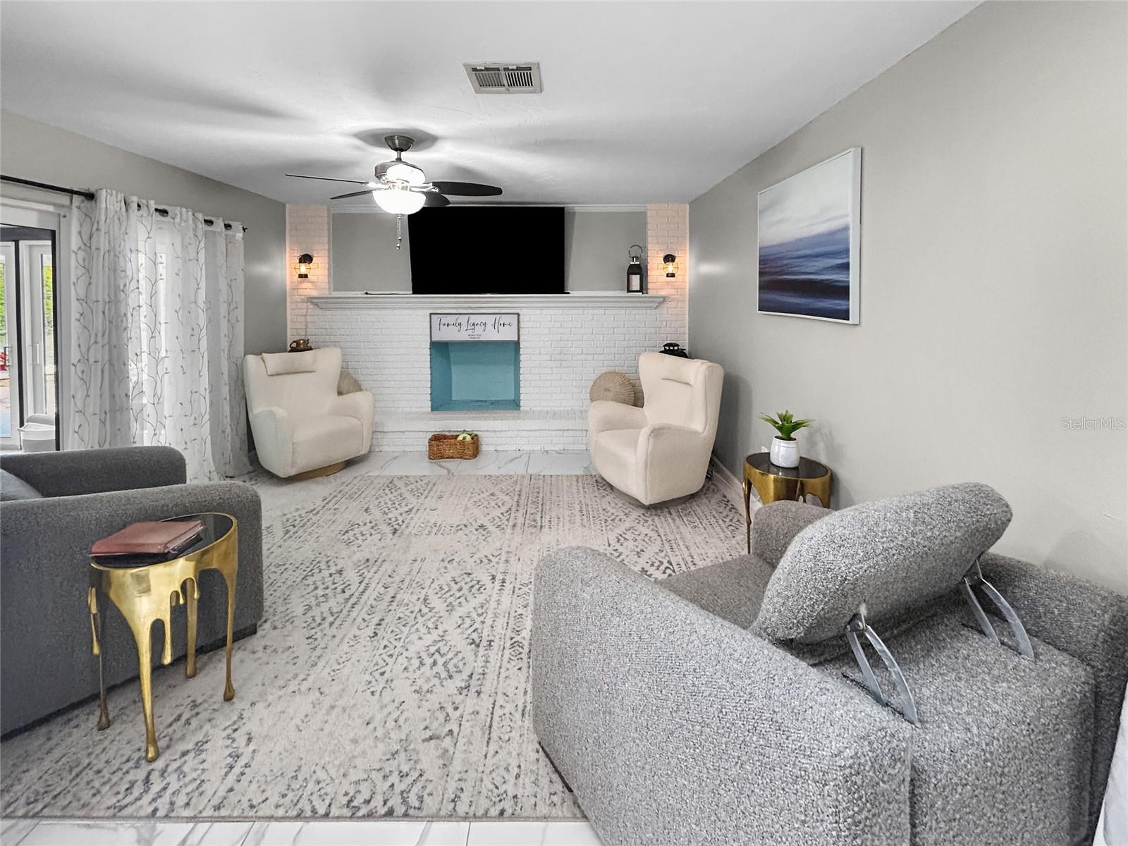 1401 GEORGETOWNE DR — photo 40