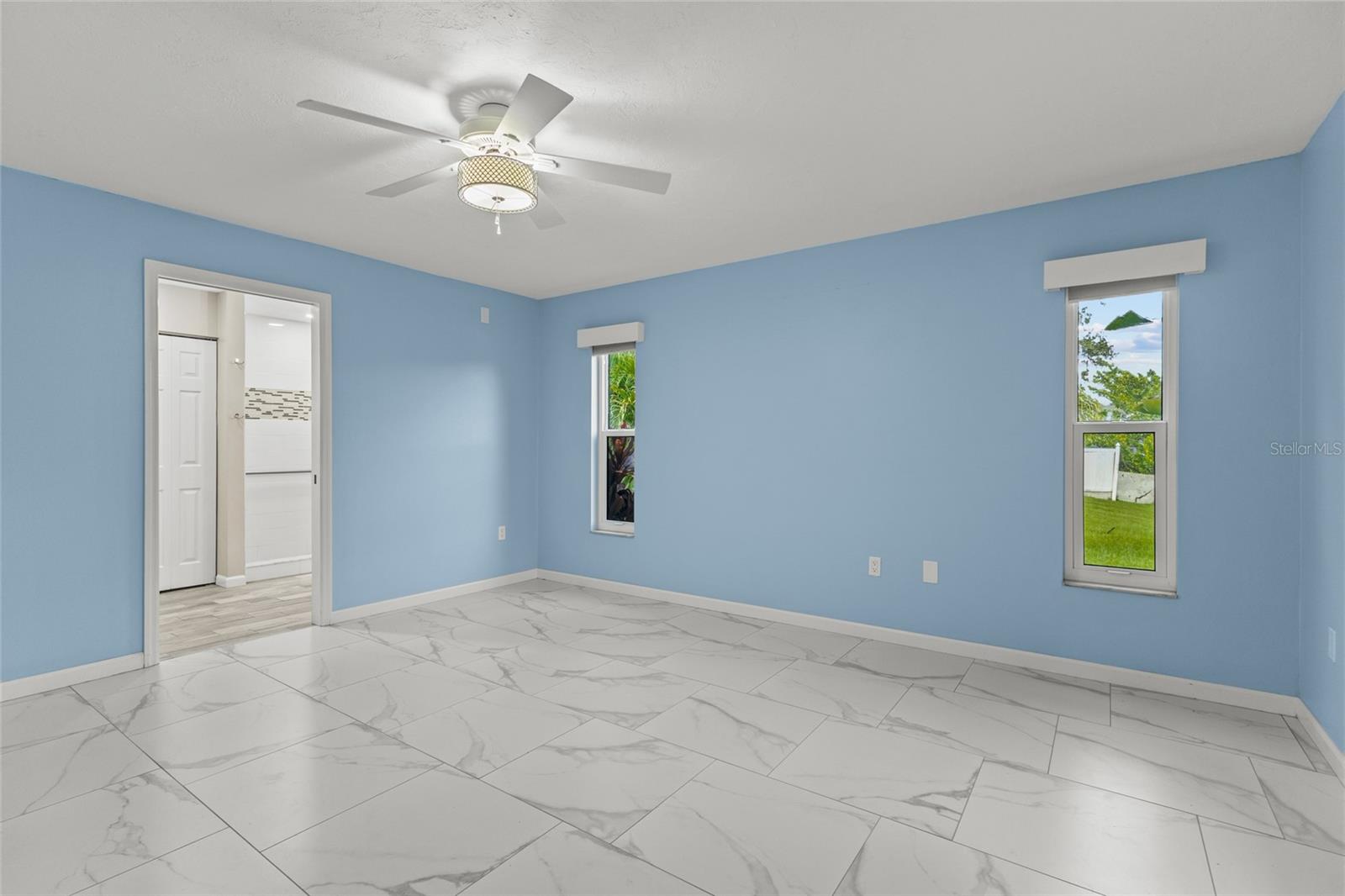 1401 GEORGETOWNE DR — photo 28