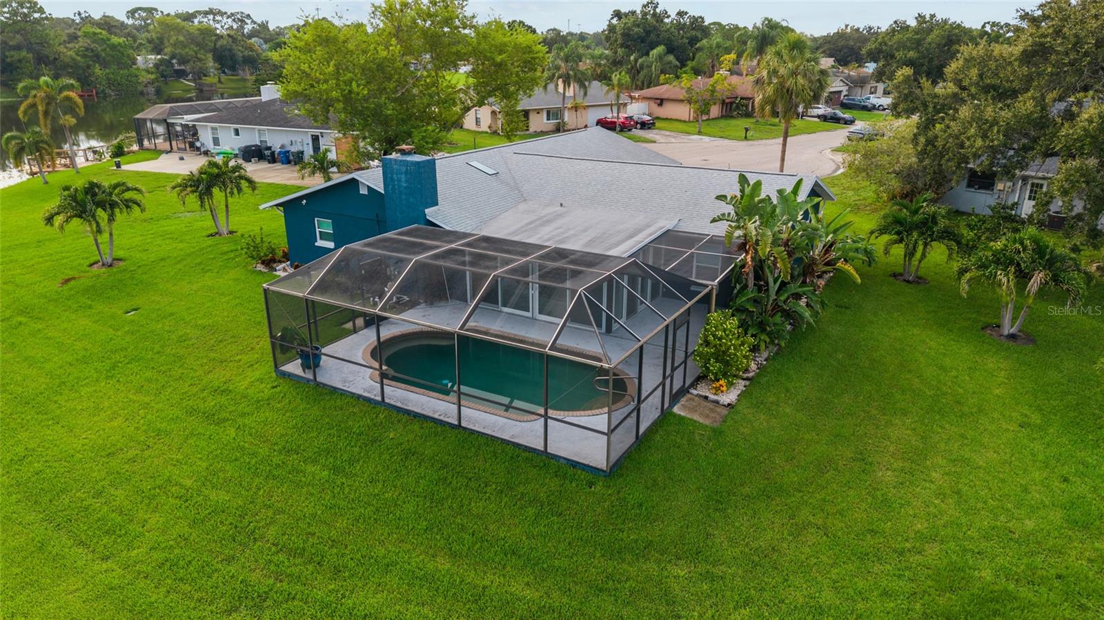 1401 GEORGETOWNE DR — photo 10