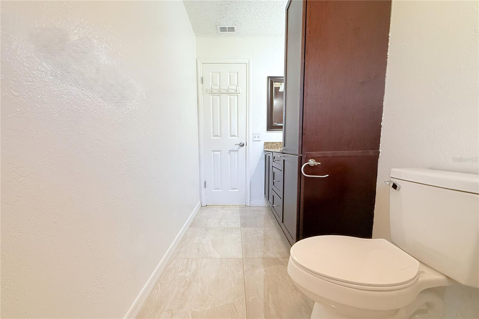 1913 FIRETHORN CT — photo 49