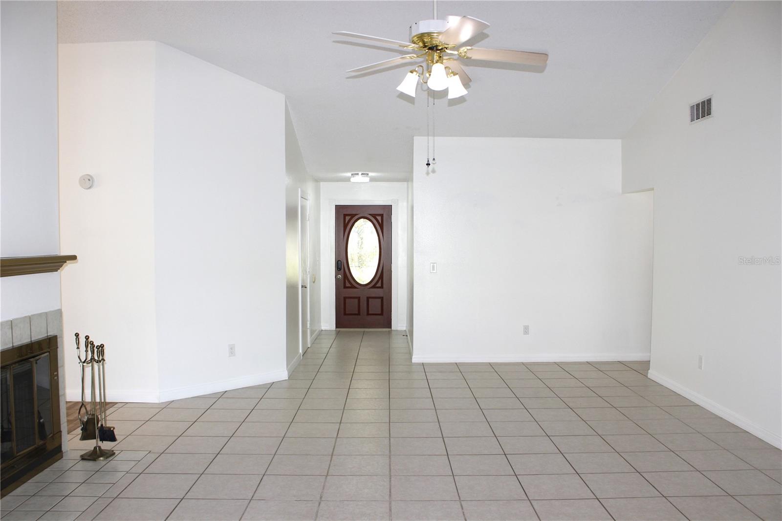1913 FIRETHORN CT — photo 13