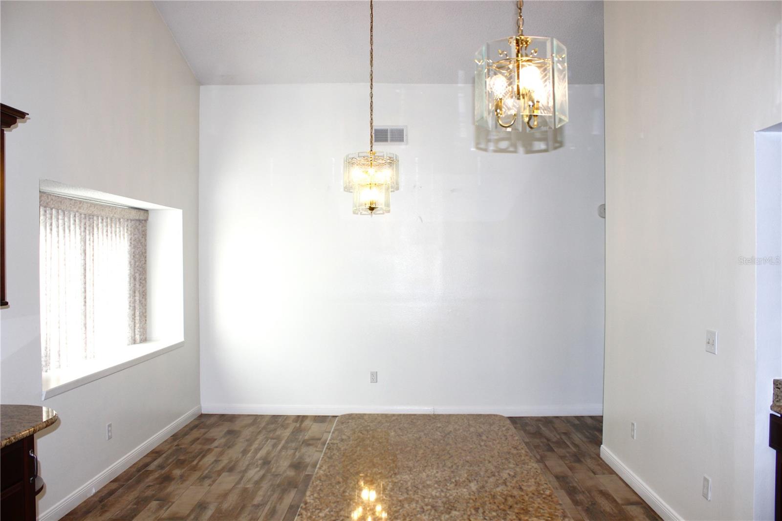 1913 FIRETHORN CT — photo 8