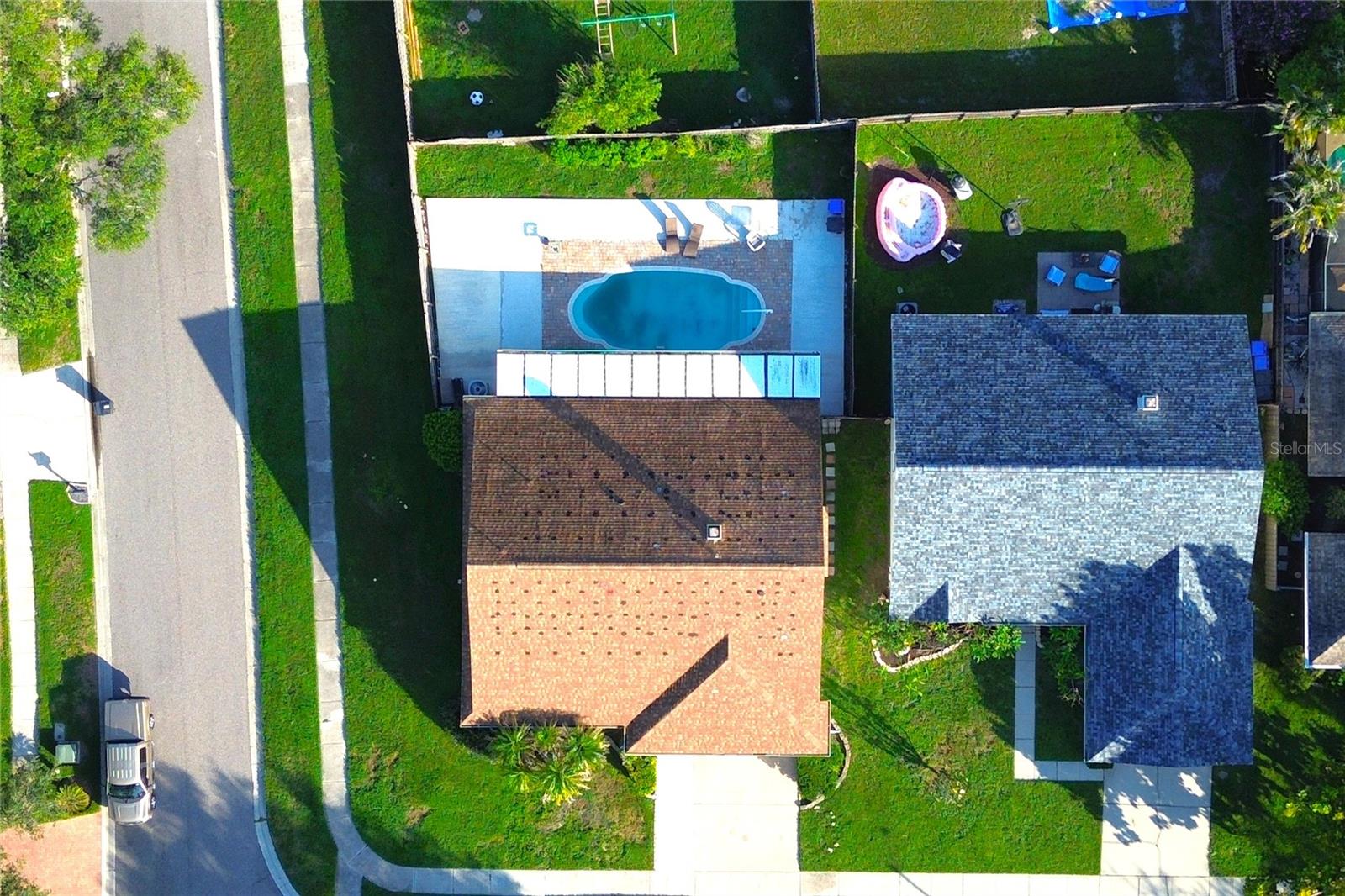 1913 FIRETHORN CT — photo 36