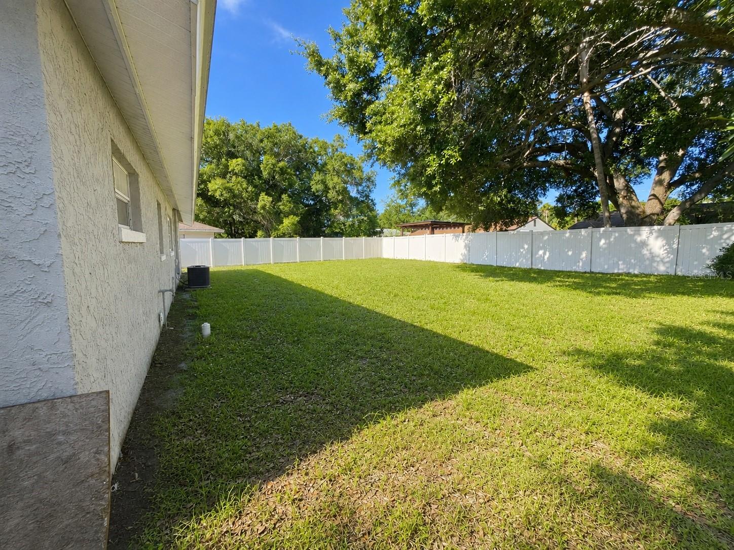 5814 HAMMON DR — photo 17