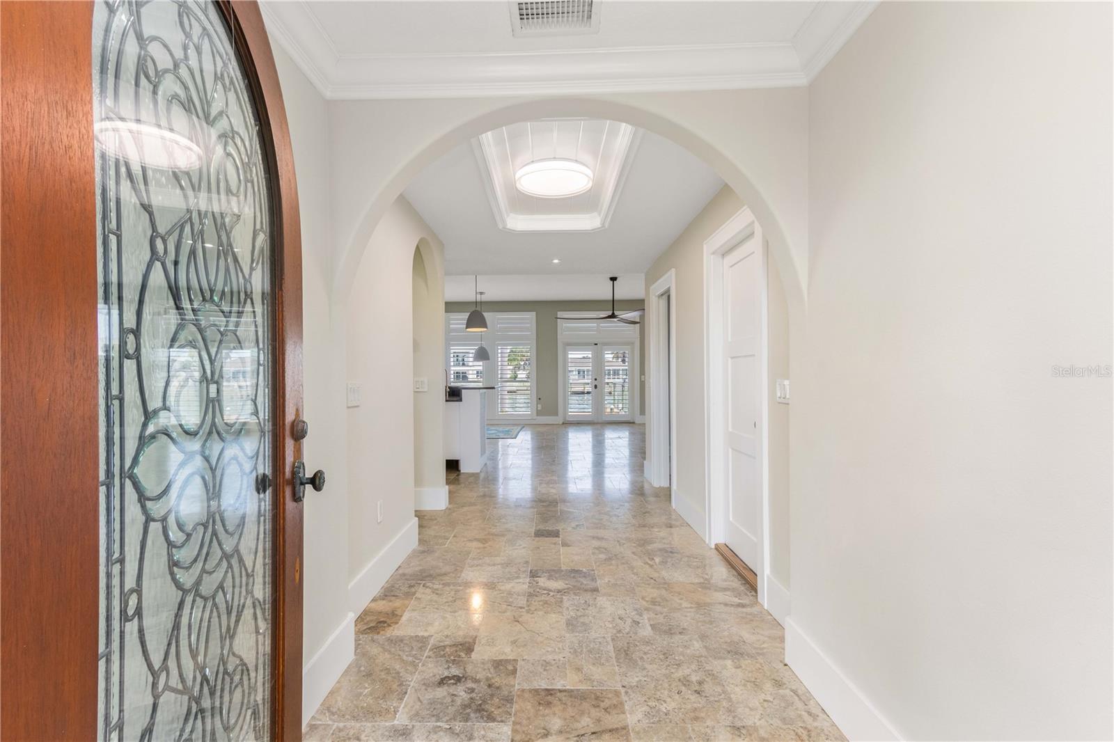 440 PALM IS SE — photo 14