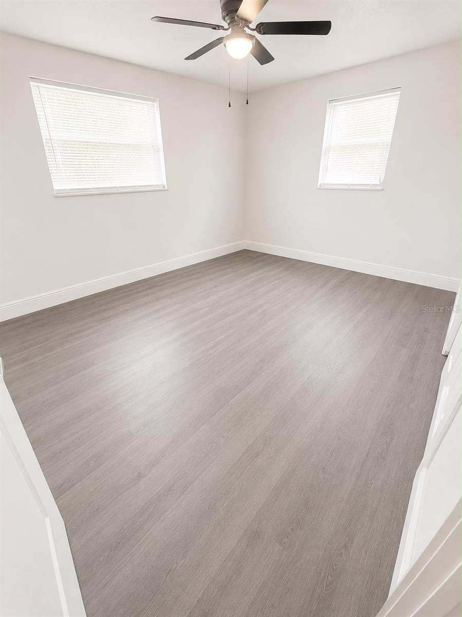 4116 OAKFIELD AVE — photo 6