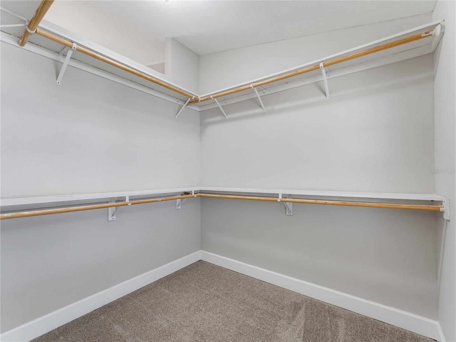 414 STILL MEADOWS CIR E — photo 38