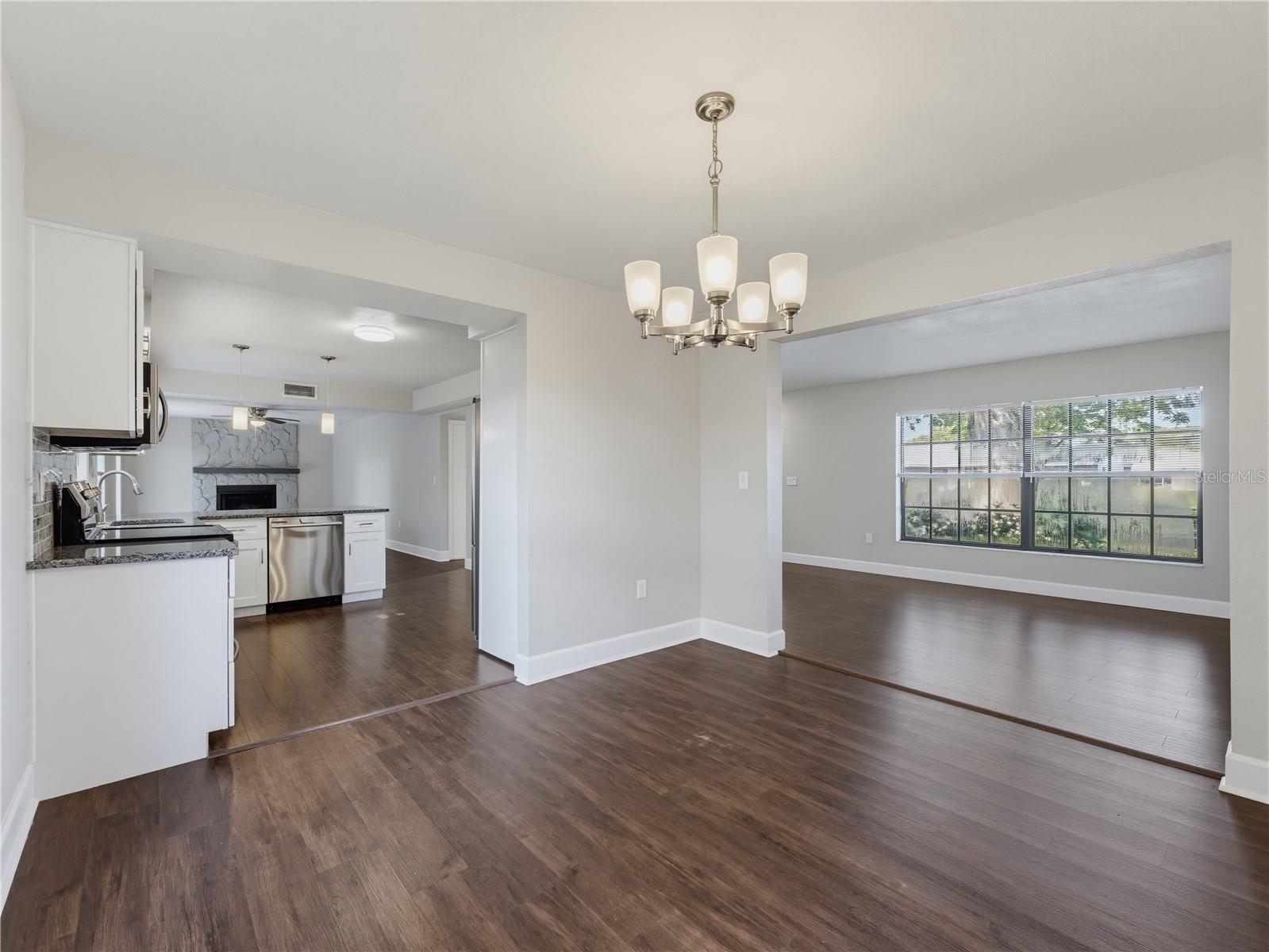 414 STILL MEADOWS CIR E — photo 12