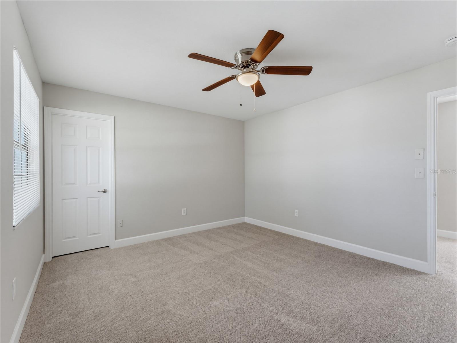 414 STILL MEADOWS CIR E — photo 41