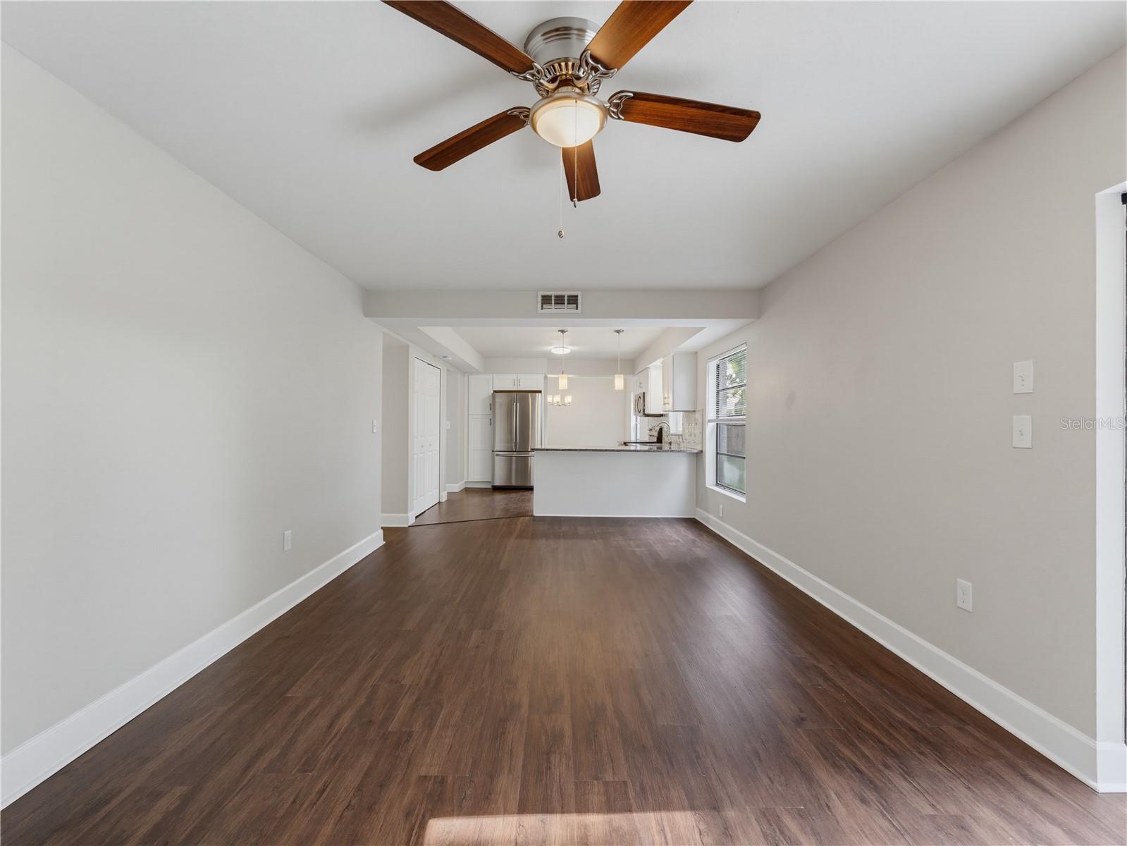 414 STILL MEADOWS CIR E — photo 24