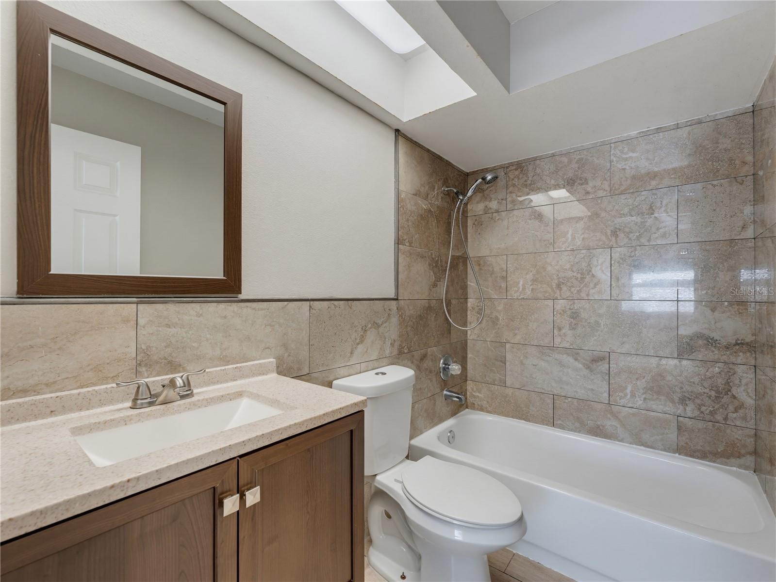 414 STILL MEADOWS CIR E — photo 45