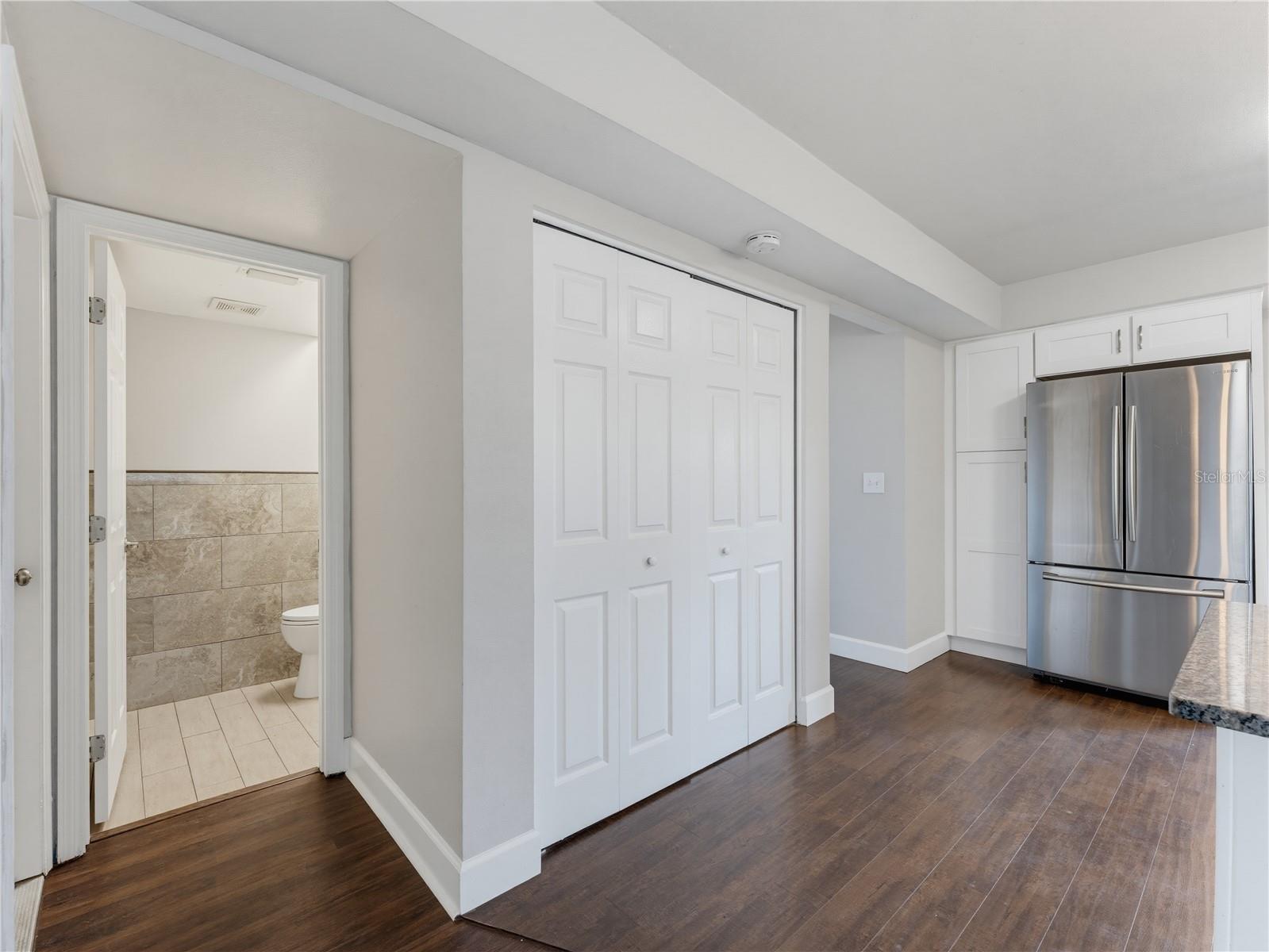 414 STILL MEADOWS CIR E — photo 19