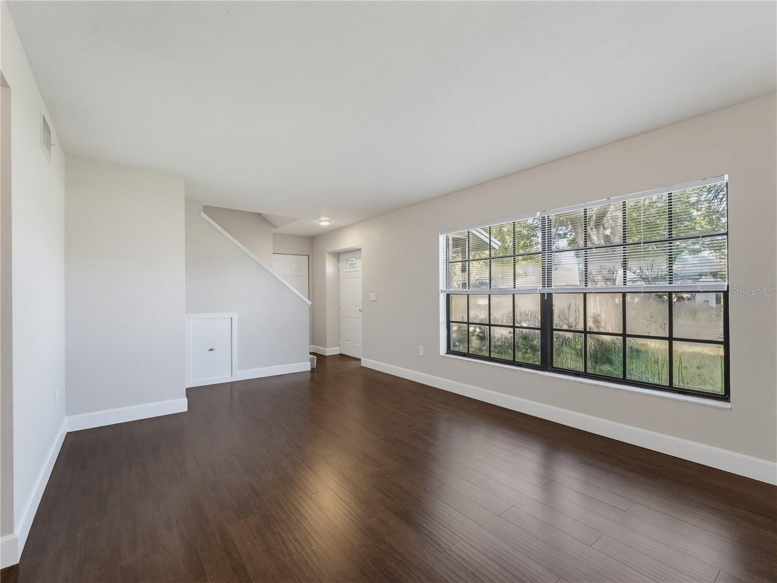 414 STILL MEADOWS CIR E — photo 9