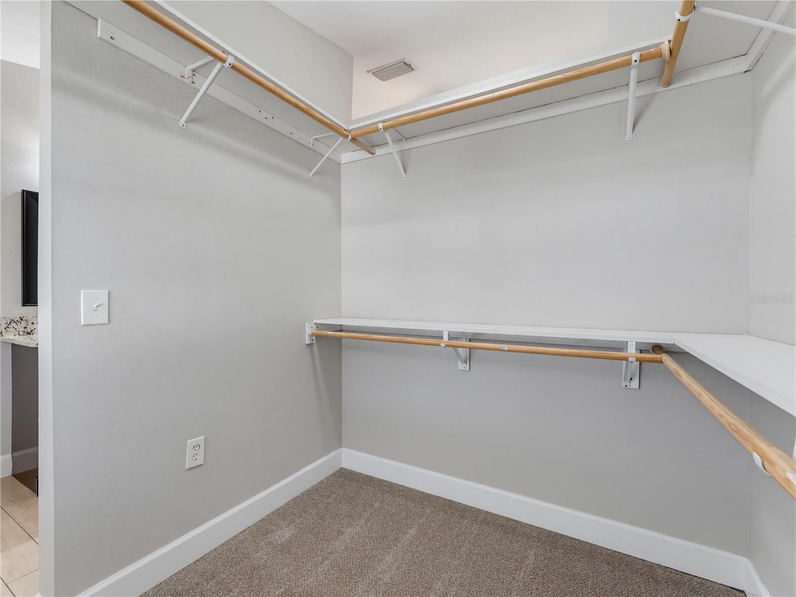 414 STILL MEADOWS CIR E — photo 39