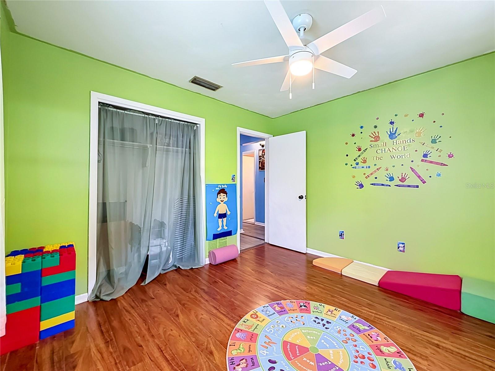 2198 ACADEMY DR — photo 24