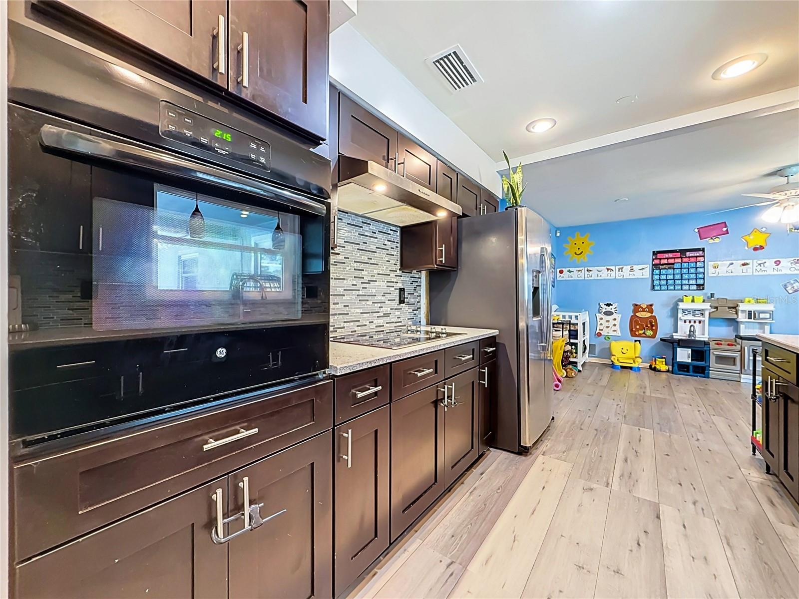 2198 ACADEMY DR — photo 17