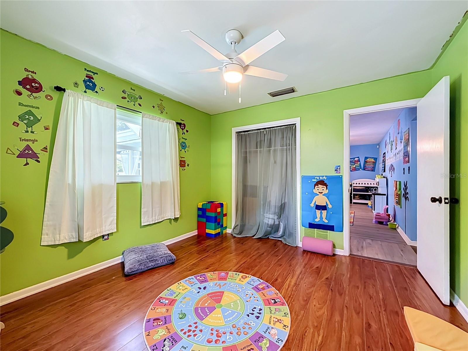 2198 ACADEMY DR — photo 22