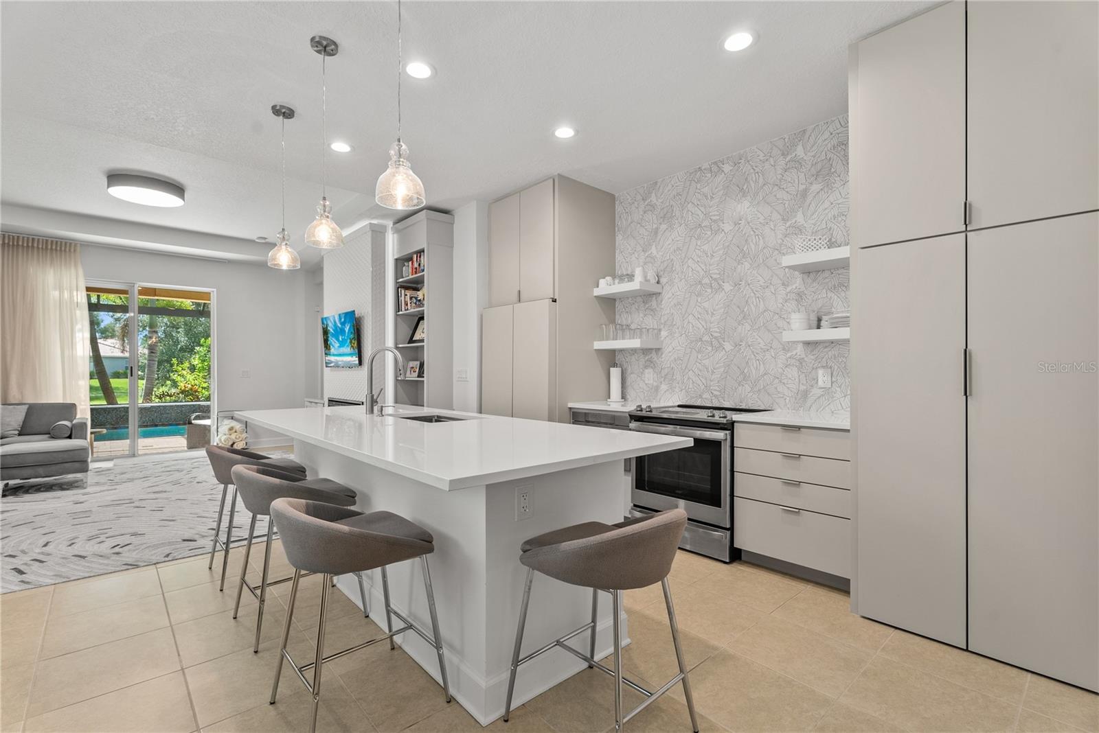 8467 NANDINA DR — photo 6