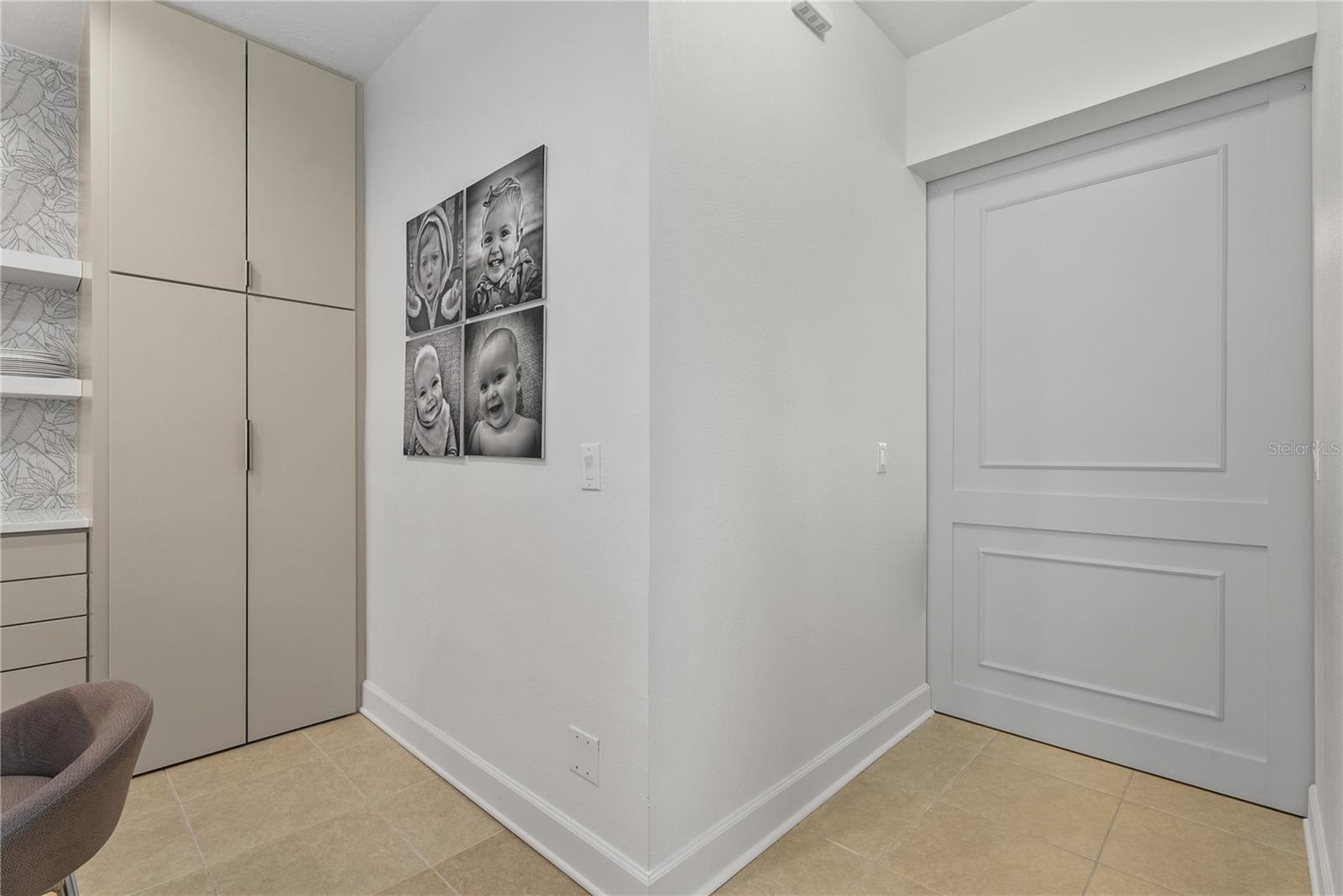 8467 NANDINA DR — photo 24