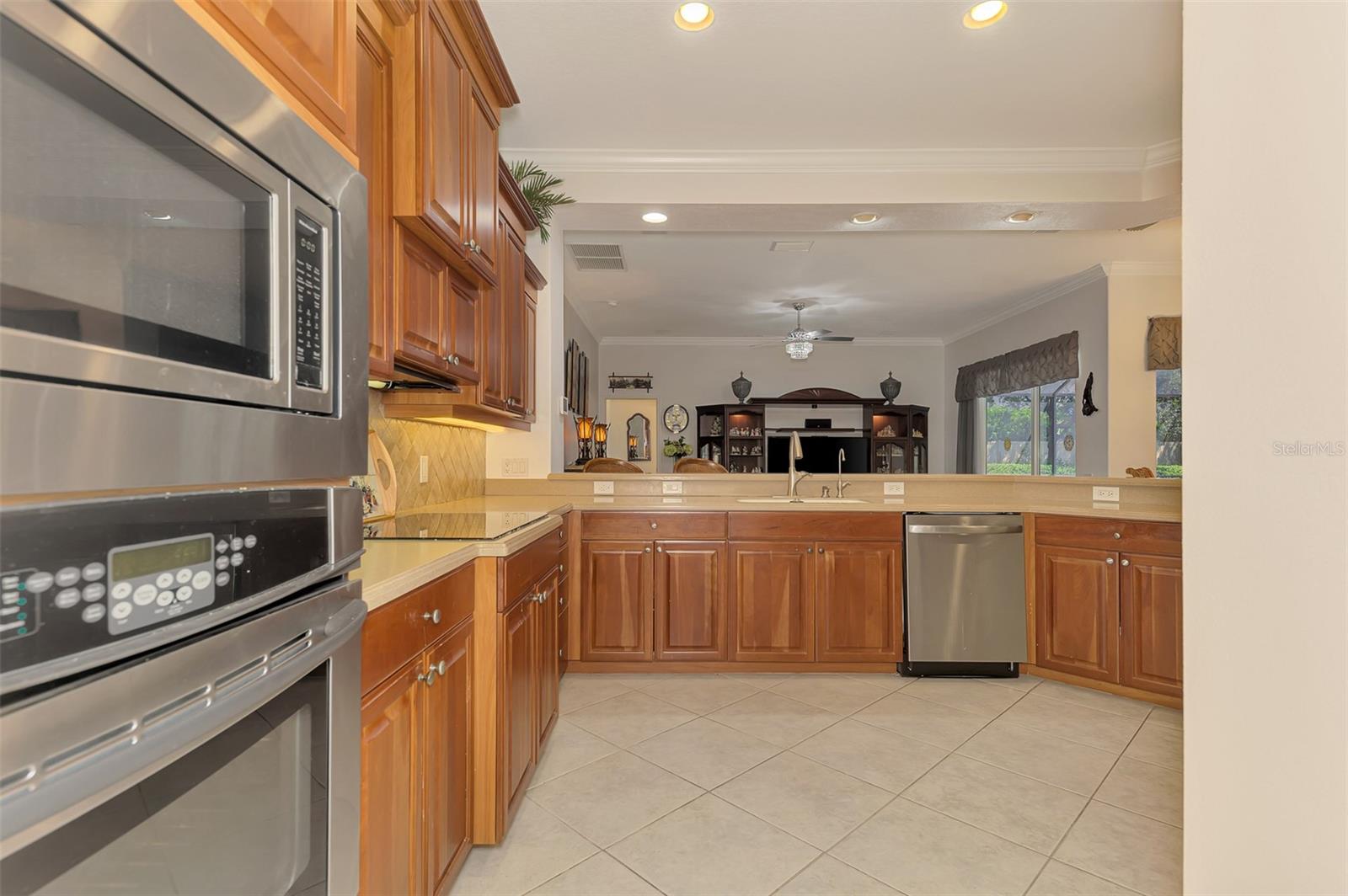 7497 PALMER GLEN CIR — photo 24
