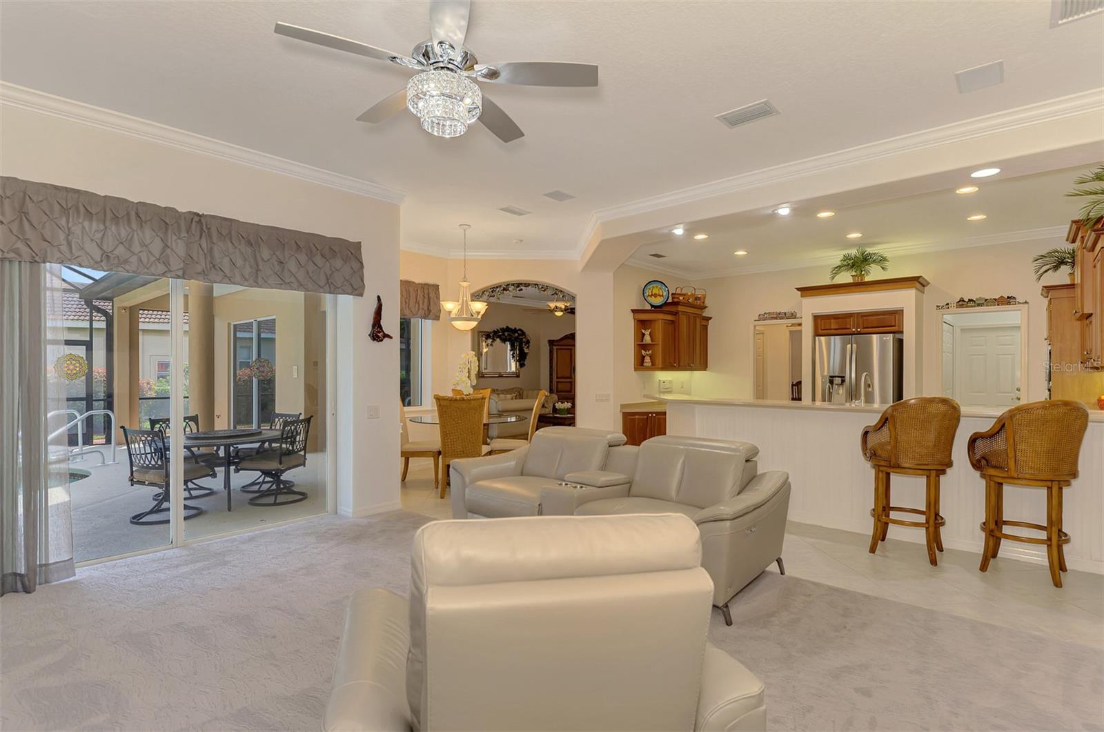 7497 PALMER GLEN CIR — photo 30