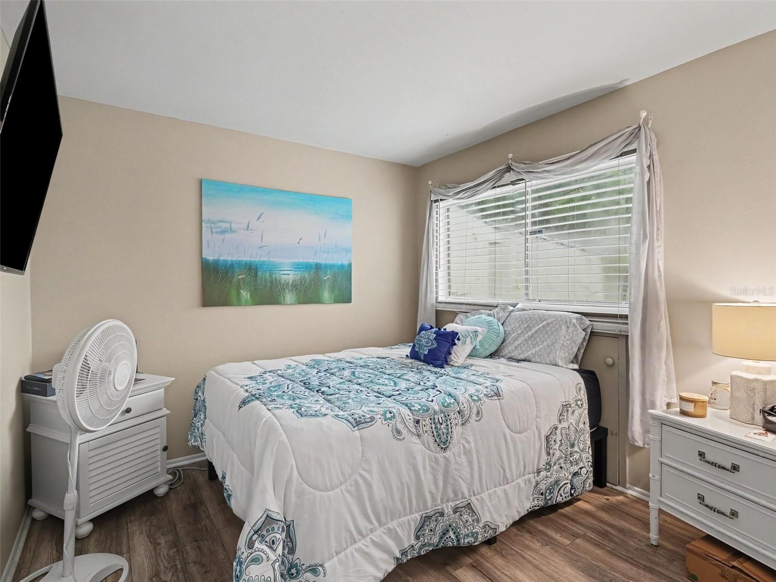 908 BYRON LN #6 — photo 22