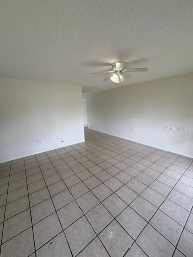 7238 EXEMPLAR DR — photo 3