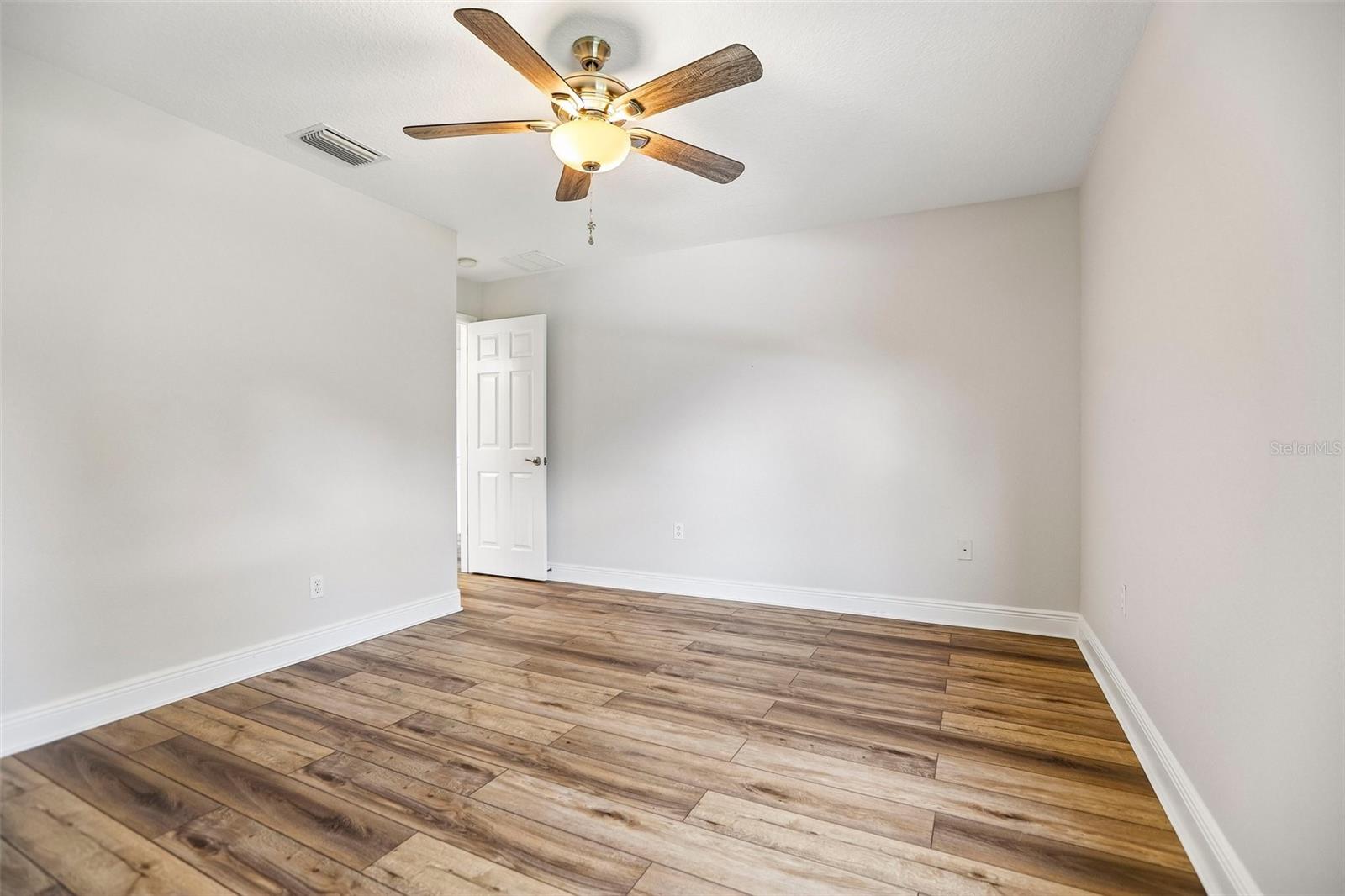 5903 CAPE LOOP — photo 35