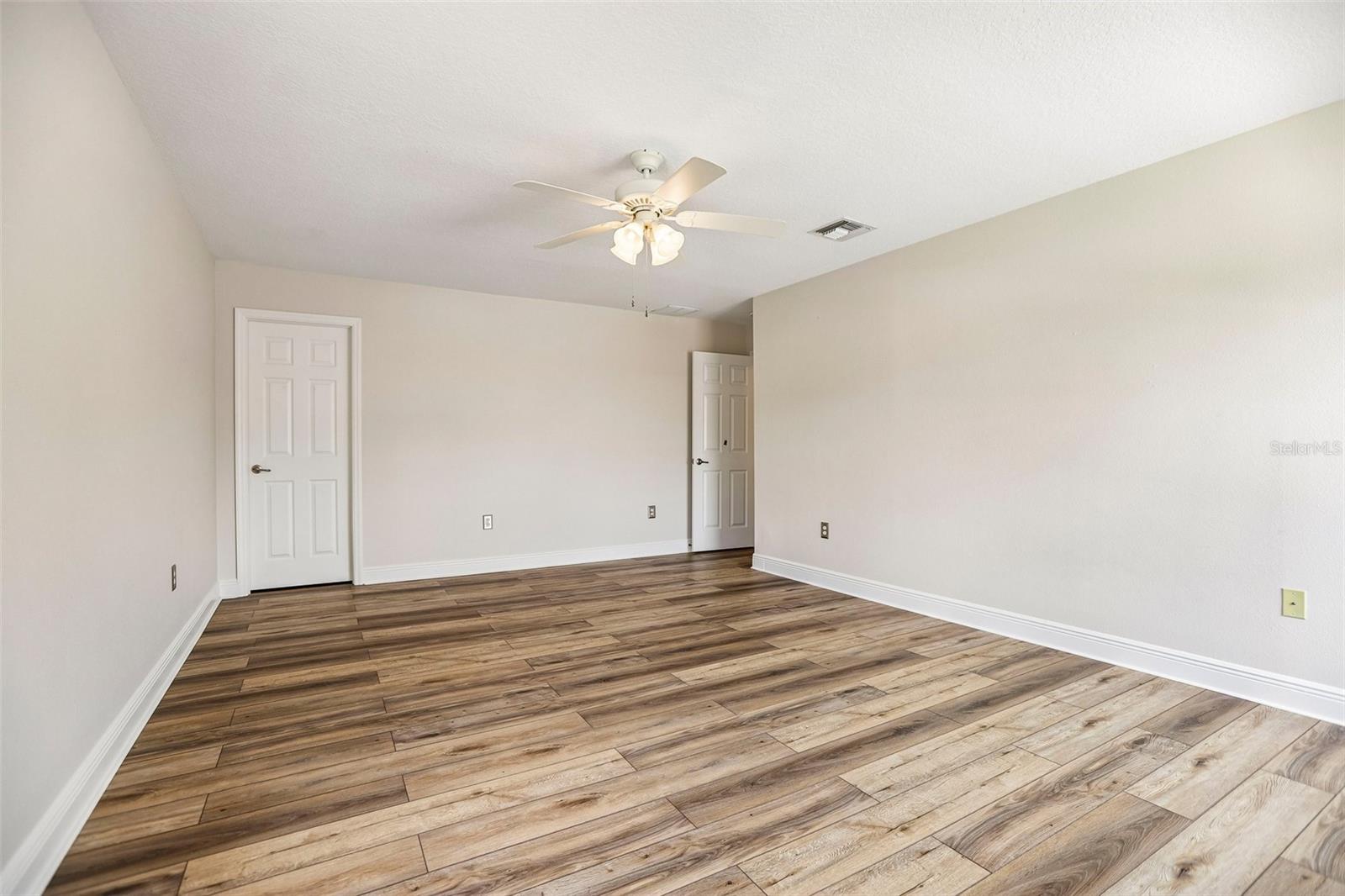 5903 CAPE LOOP — photo 32
