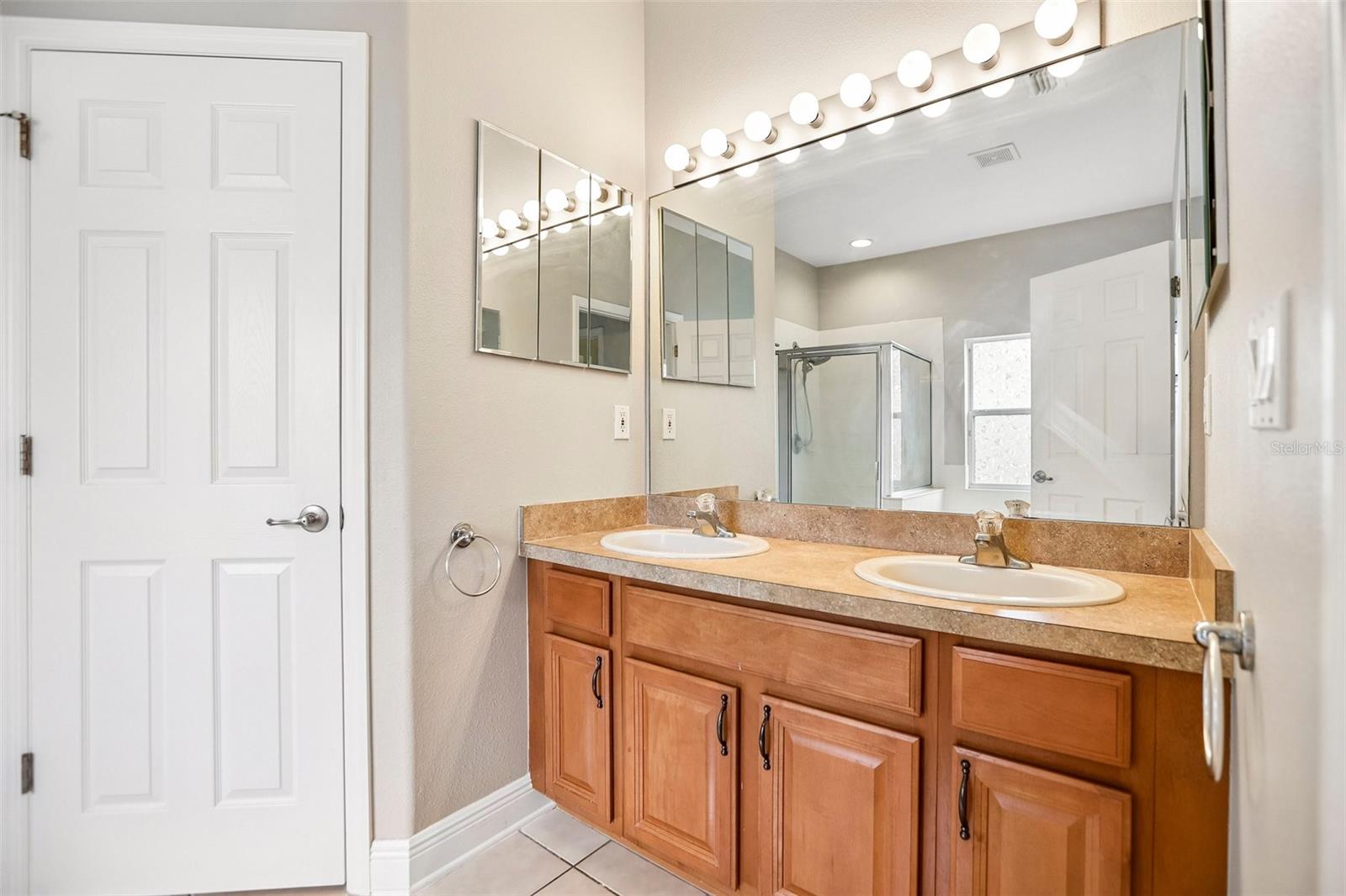5903 CAPE LOOP — photo 16