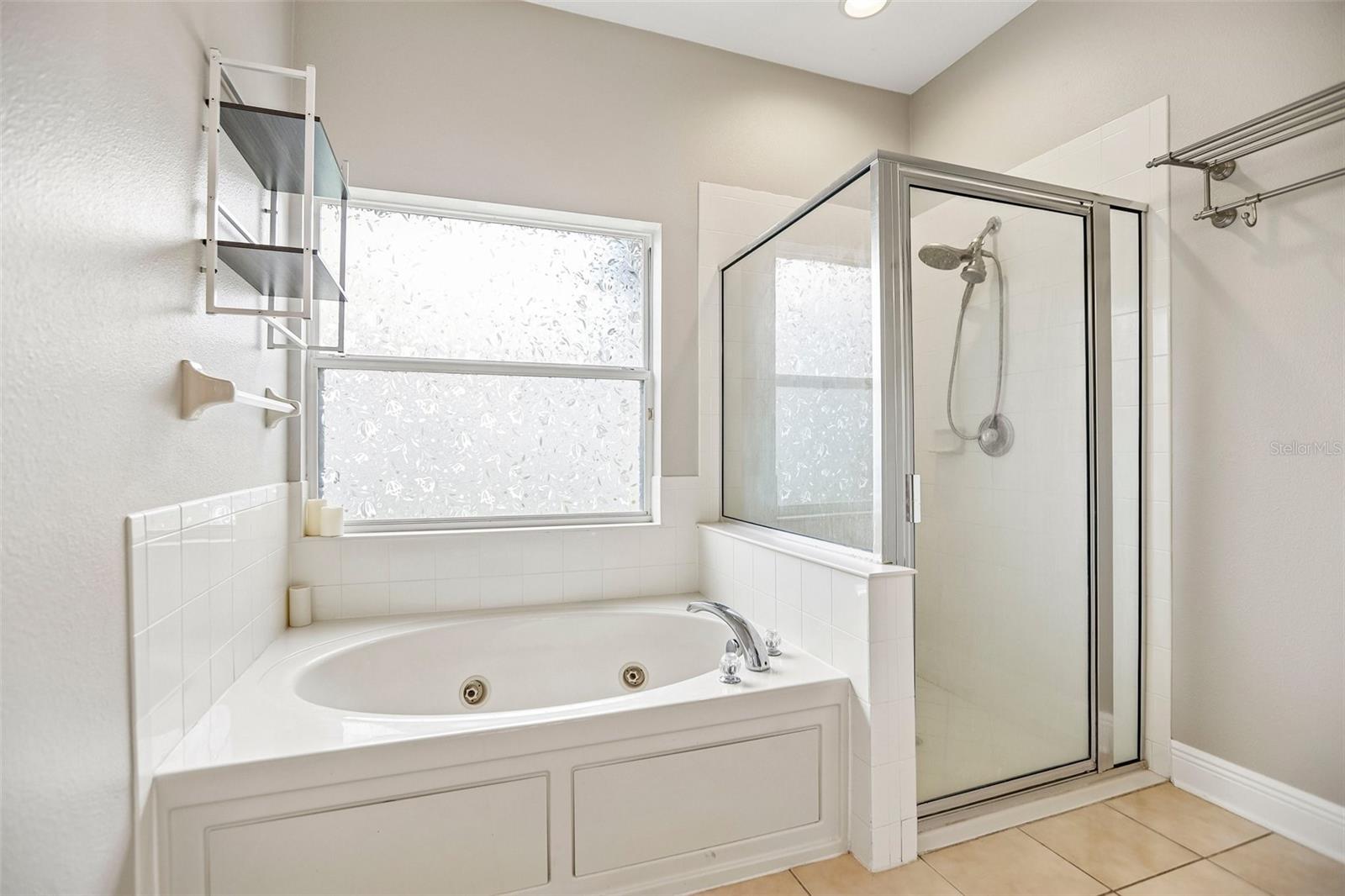 5903 CAPE LOOP — photo 19
