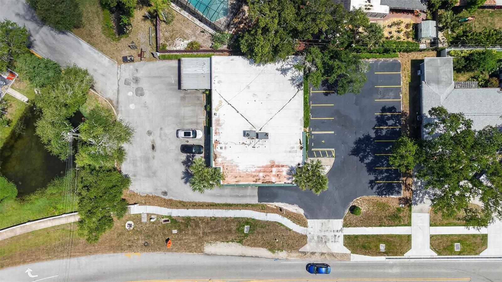 2039 INDIAN ROCKS RD S — photo 9