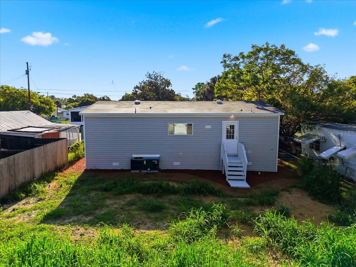 11421 RAMPART LN — photo 15