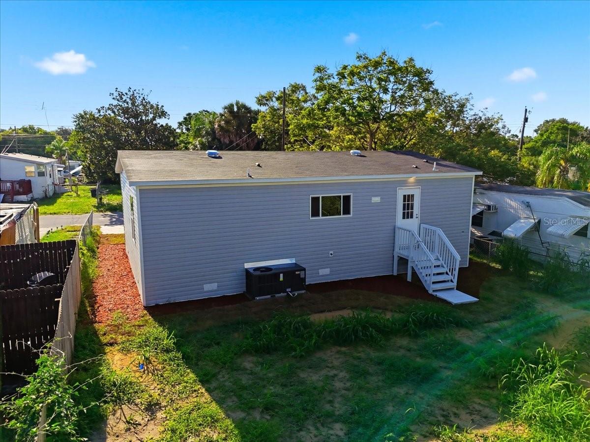 11421 RAMPART LN — photo 13