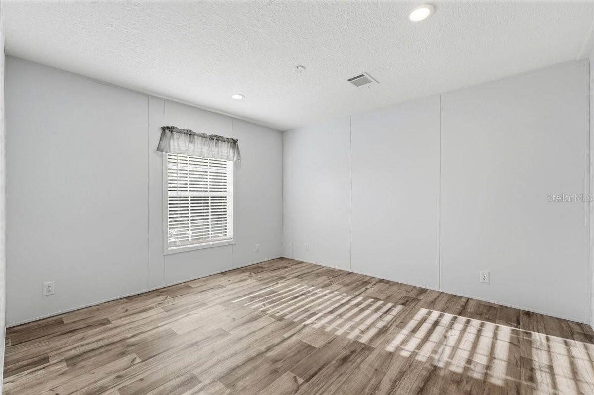 11421 RAMPART LN — photo 35