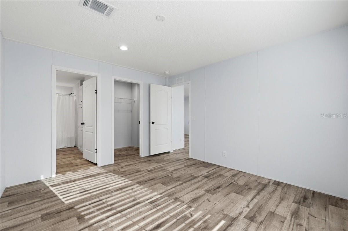 11421 RAMPART LN — photo 27