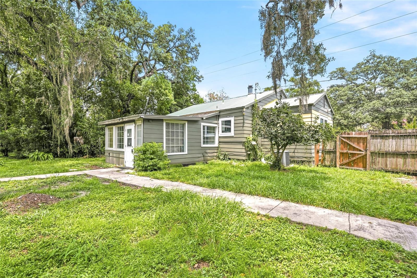 8500 N BOULEVARD — photo 34