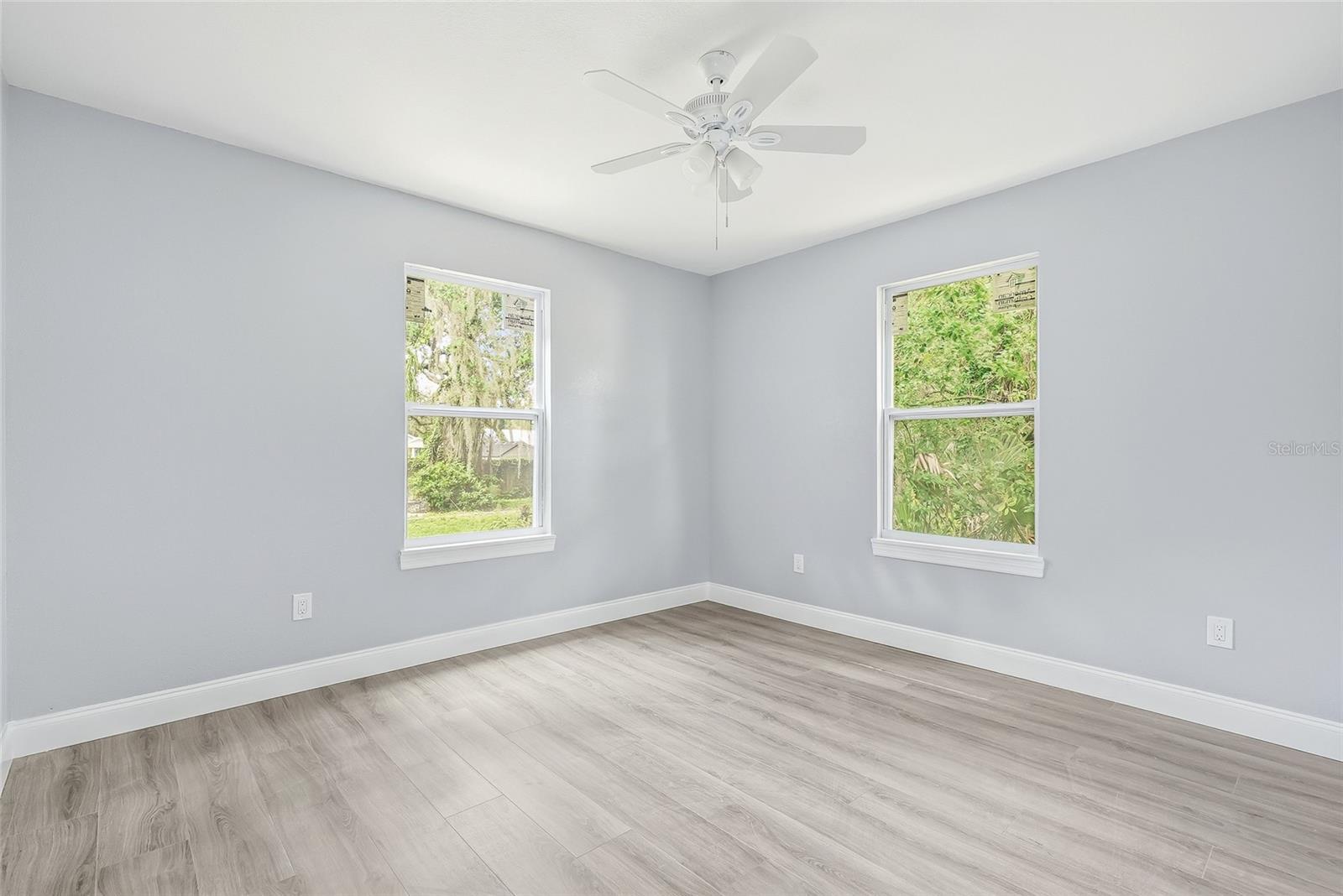 8500 N BOULEVARD — photo 16