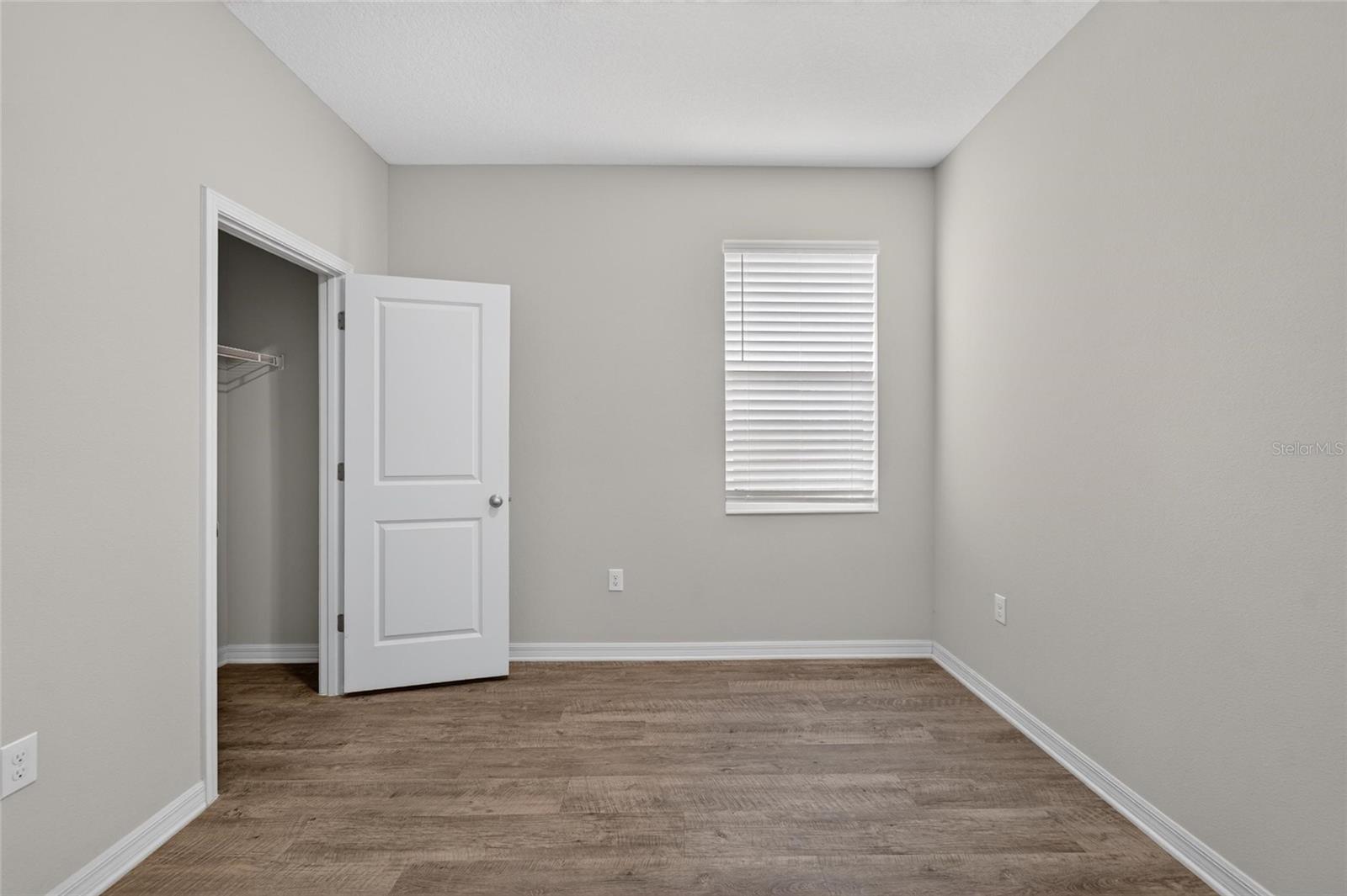 3507 E 10TH AVE — photo 28