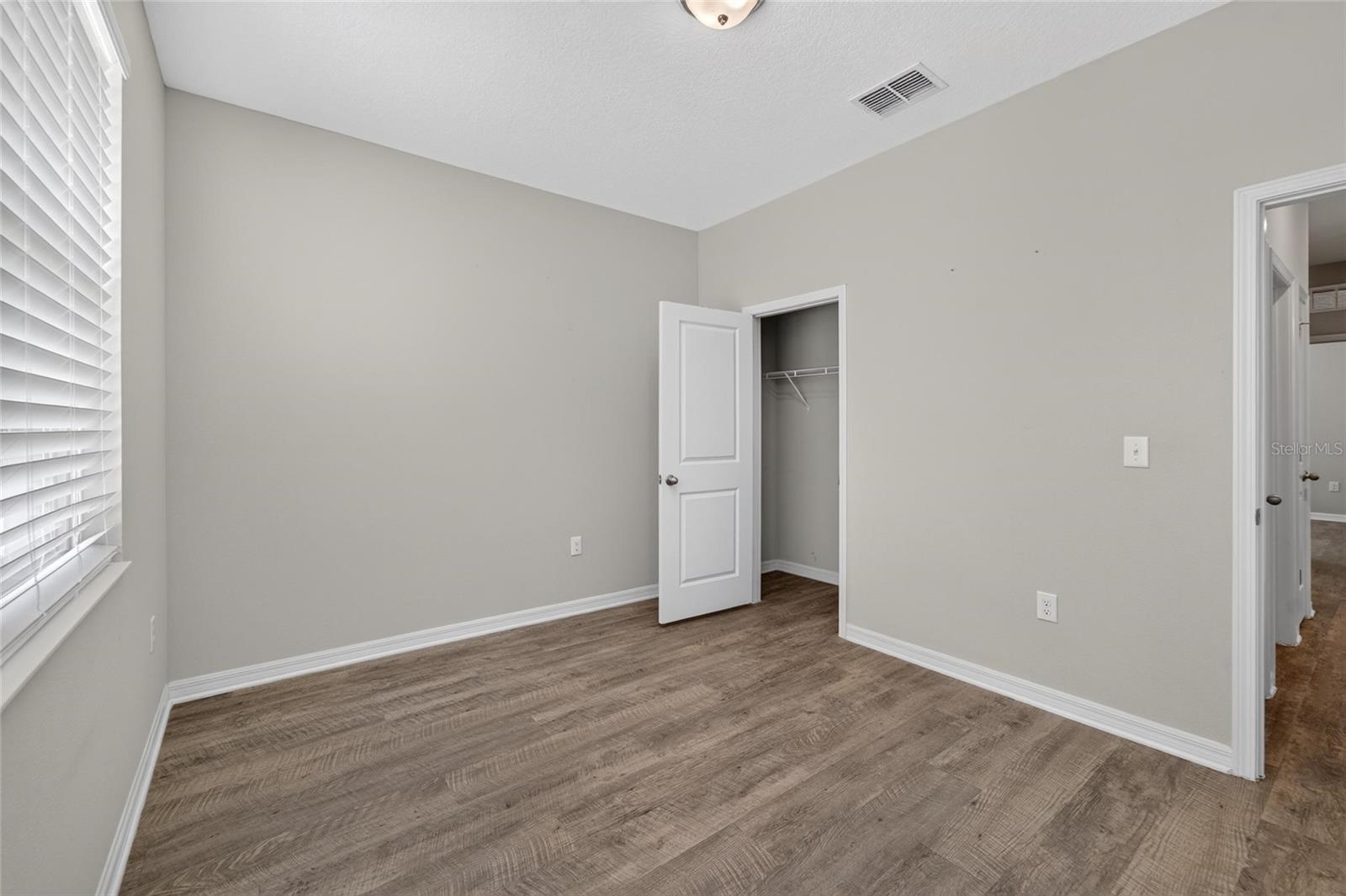 3507 E 10TH AVE — photo 17